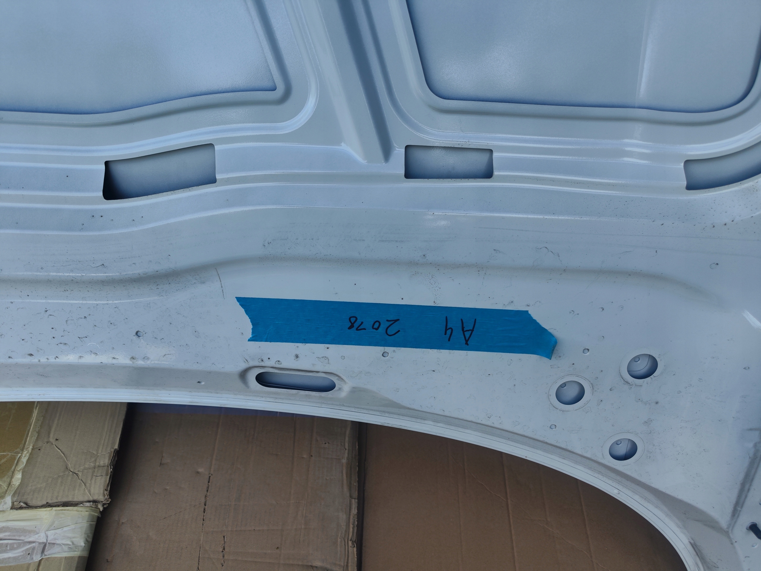kapota přední AUDI A4 B9 8W předek