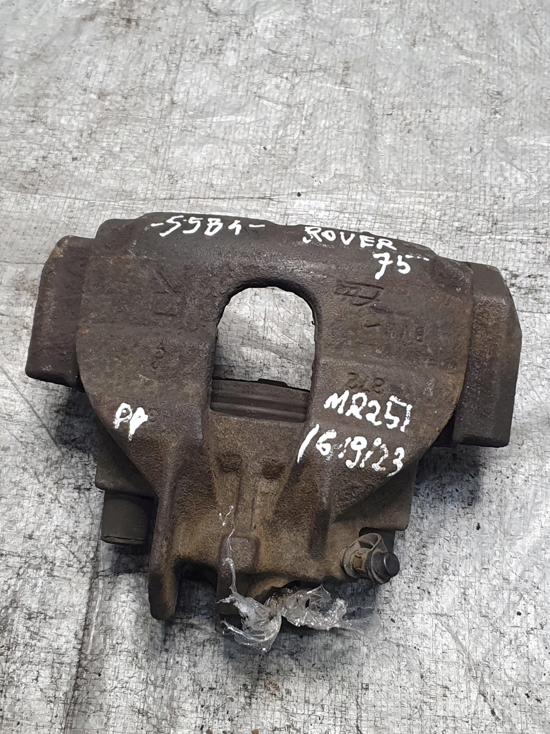 caliper brake right front ROVER 75 2.0CDT 85KW 03r.