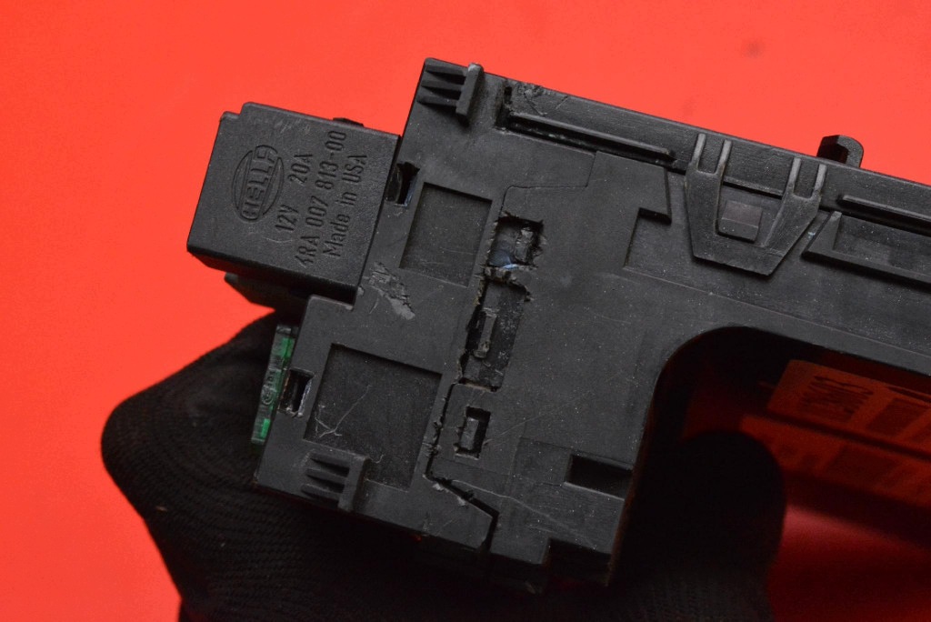 compartment module SAM 2115455001 MERCEDES CLS C219 3.5 V6 272 KM 04-08