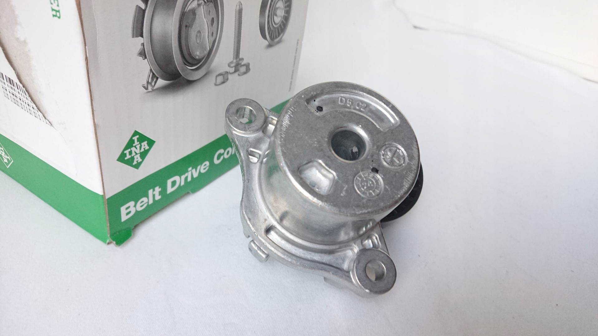 NAPINACZ INA + PASEK CONTI + ROLKI INA SNR HYUNDAI KIA Typ samochodu Samochody dostawcze Samochody osobowe