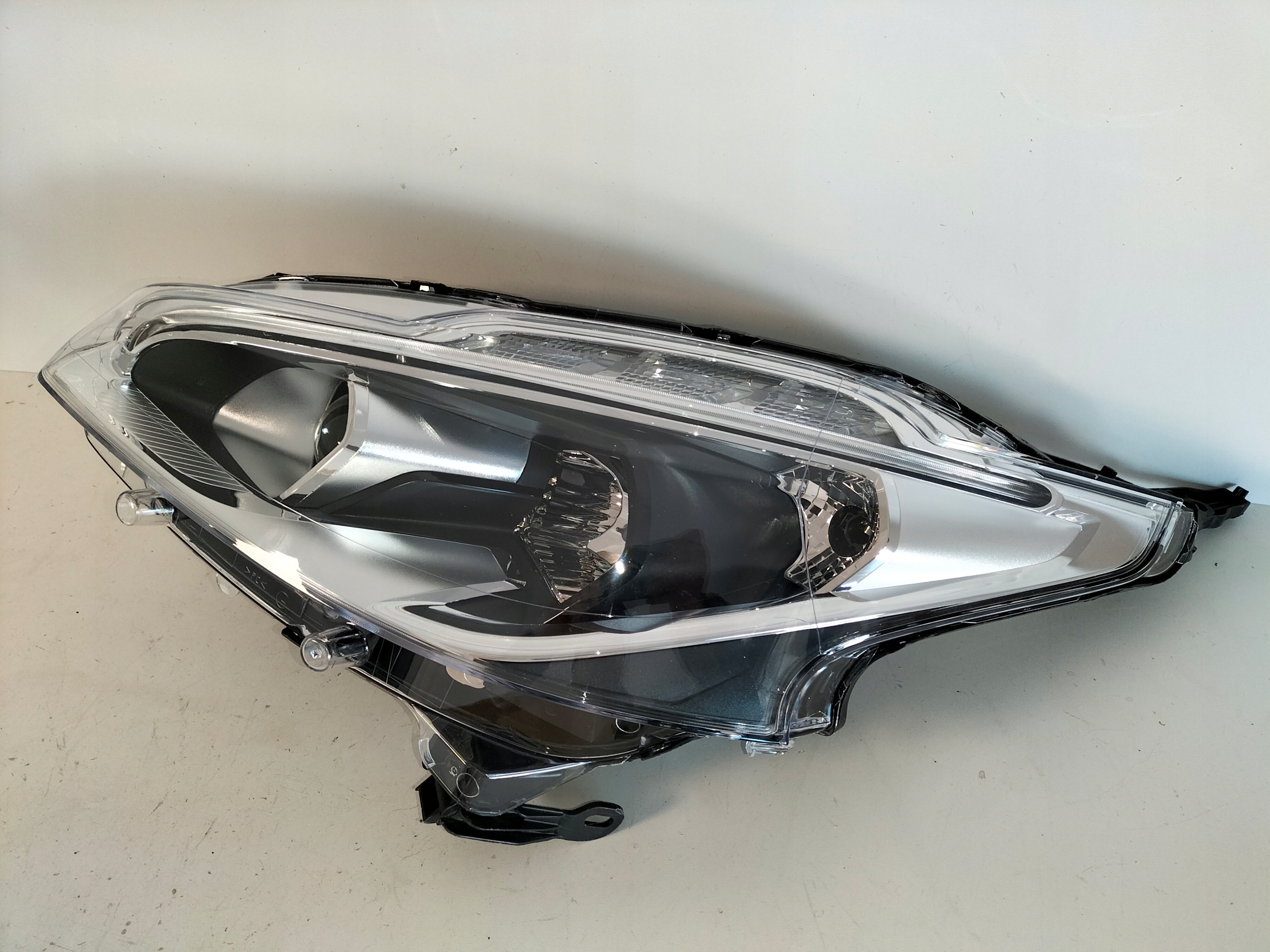 light front reflektor left PEUGEOT 208 LIFT 15-19