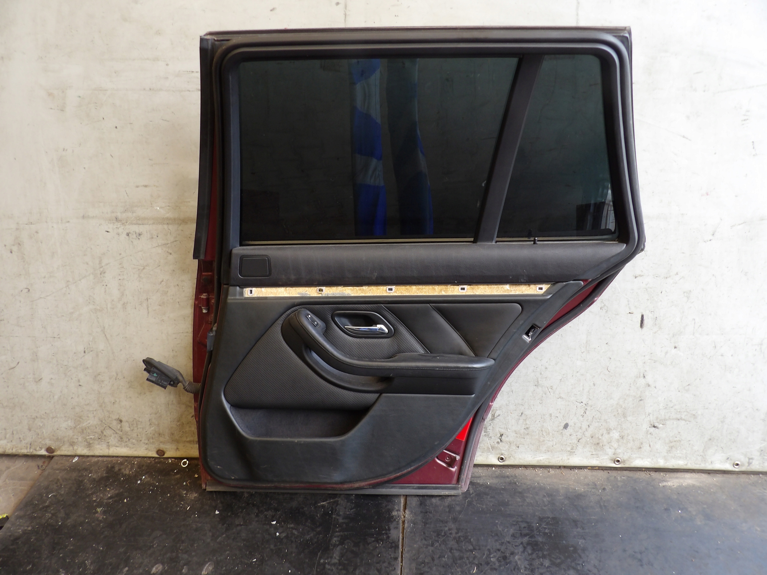 door rear. right BMW E39 lift 894/3