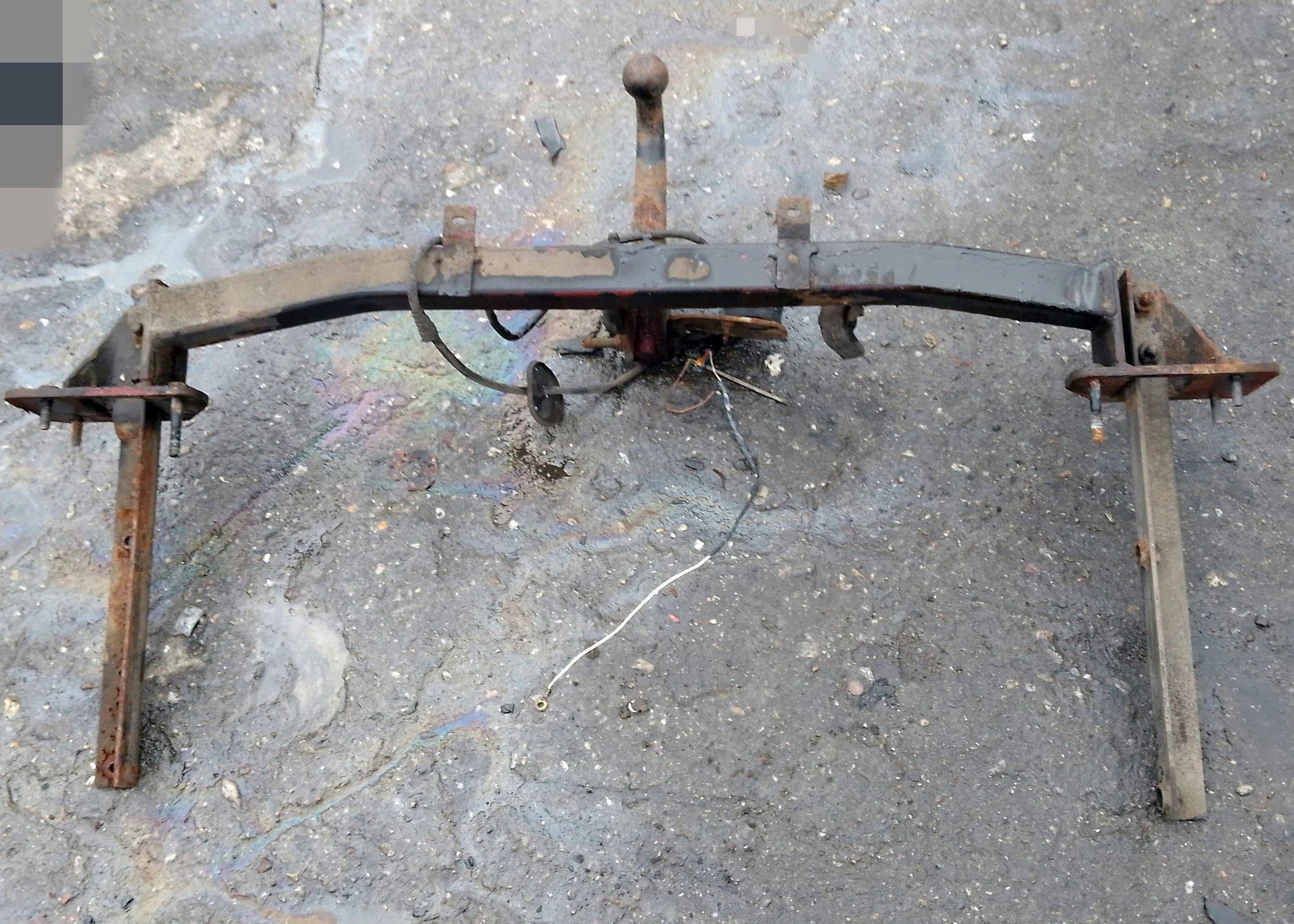 MERCEDES C-KLASA W203 SEDAN HAK HOLOWNICZY