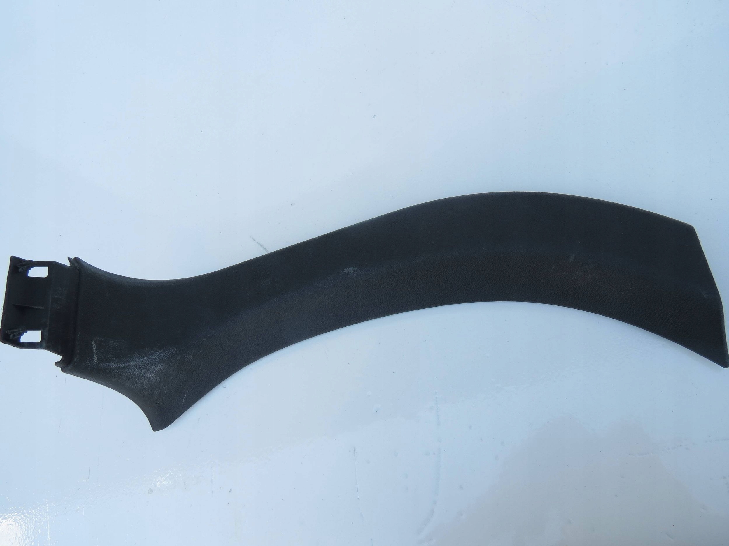 moulding boot left right rear part PORSCHE CAYENNE 7L5868448C 7L5868447C