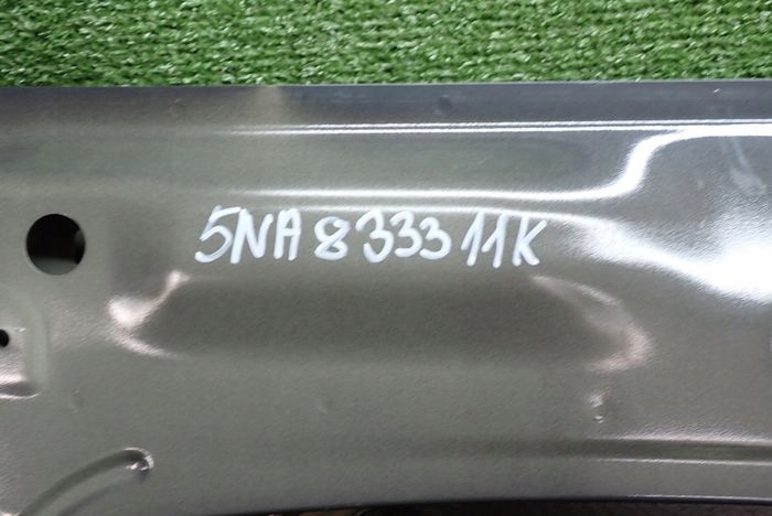 VW TIGUAN II 15- door left rear. rear part