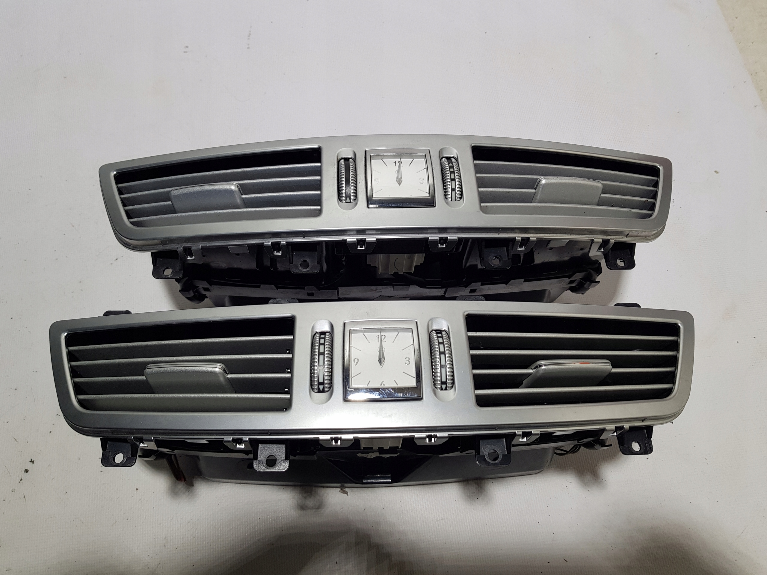 central grid air conditioning devices clock MERCEDES W221 2218300954