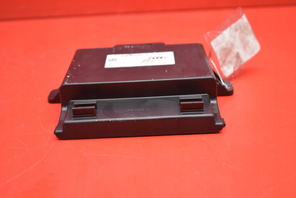 control unit voltage module 8K0959663G SKODA SUPERB 2 II 08-13