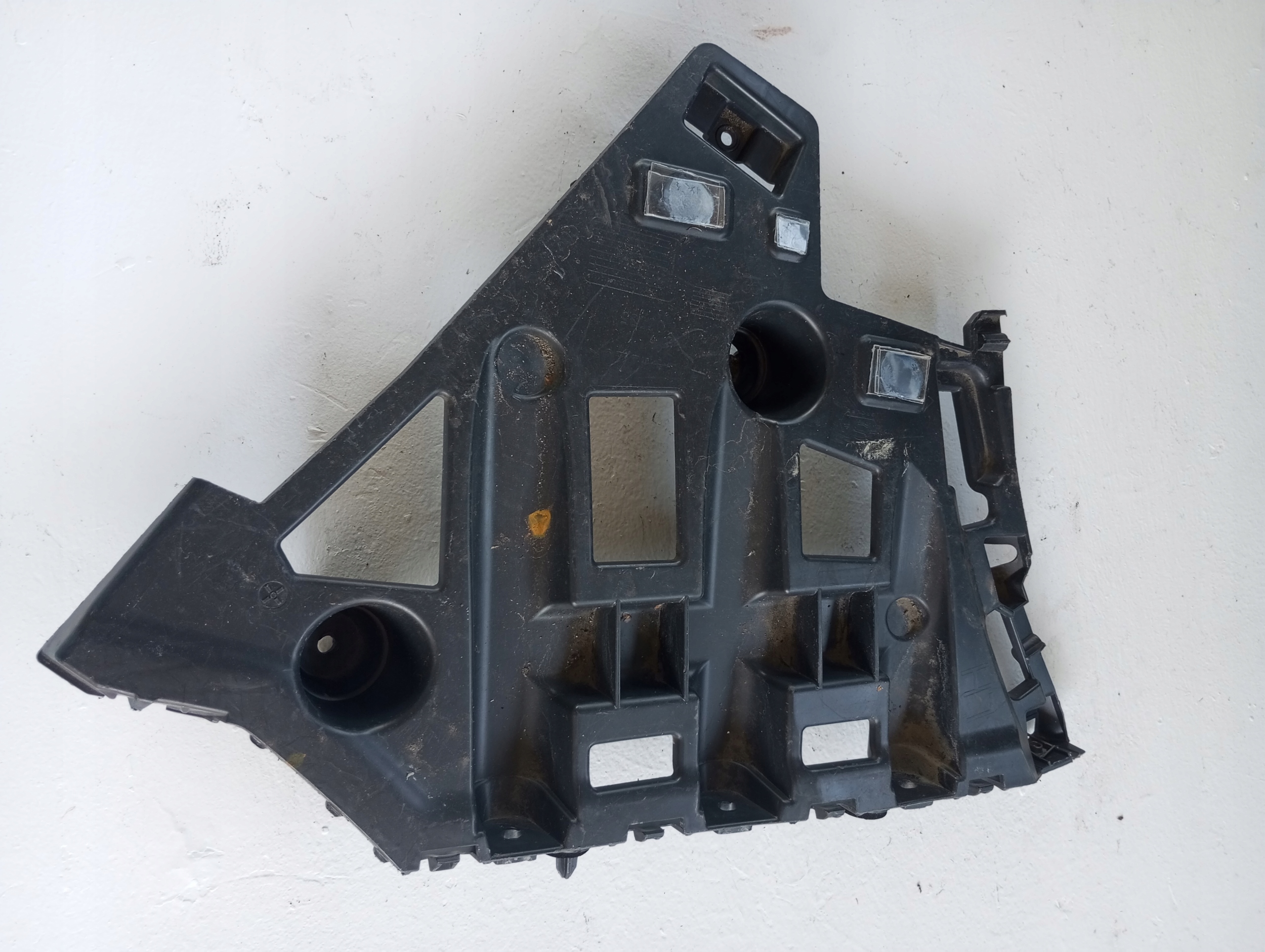 bumper bracket rear part CITROEN C4 III 9840811580 9840811480
