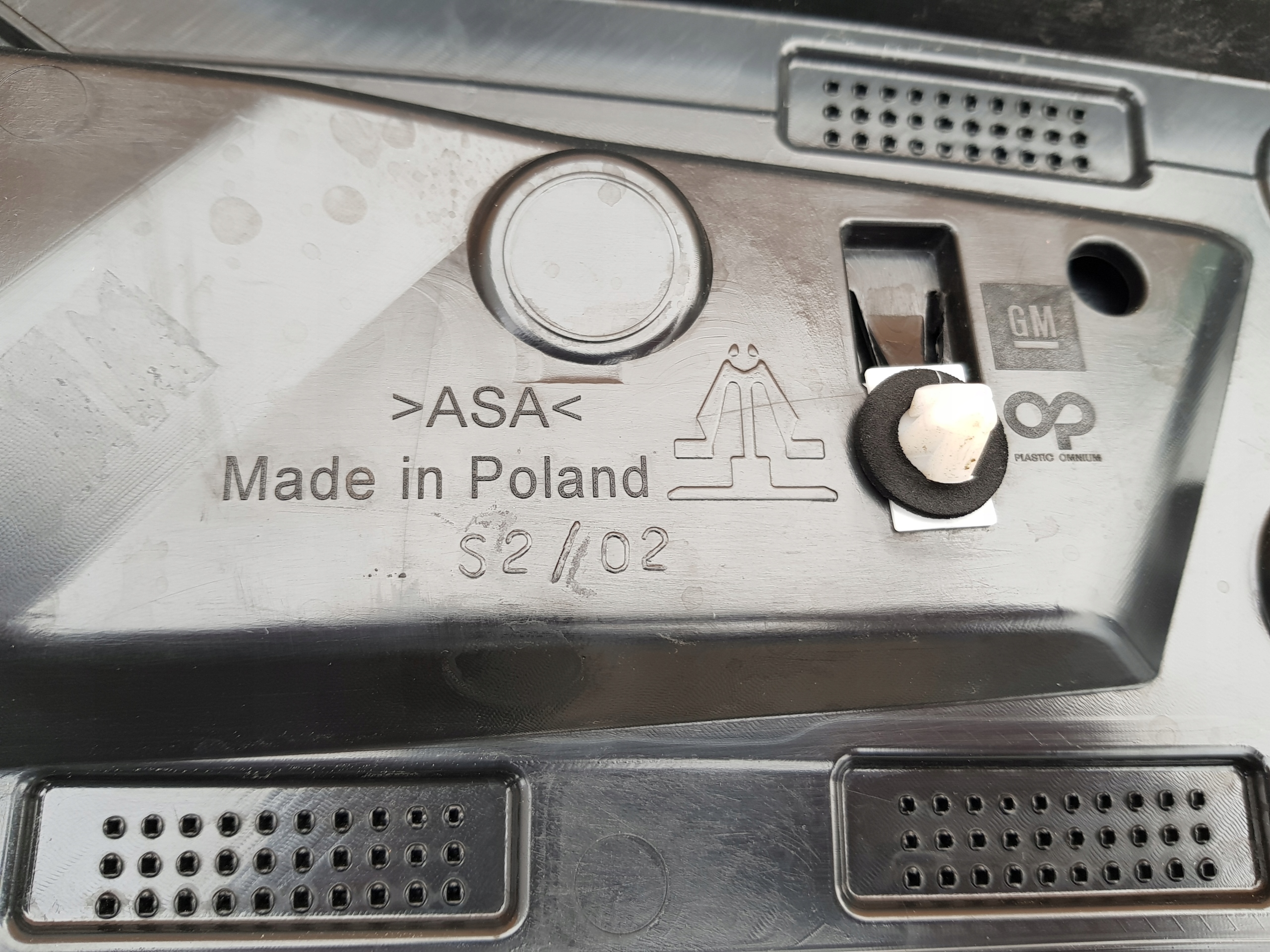 спойлер крышки багажника opel ASTRA K 422308280 1.6л Дизель 81kW 2016