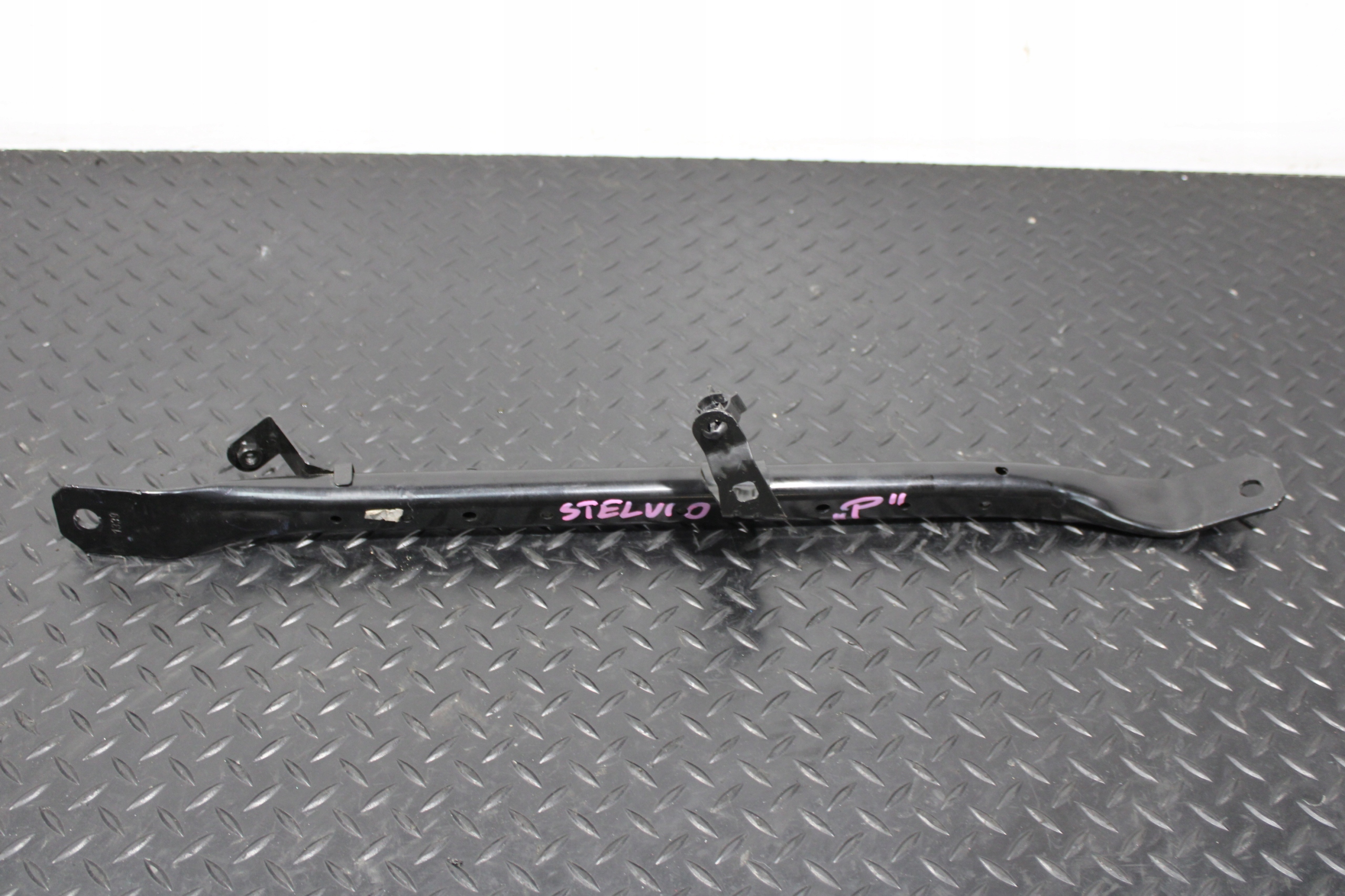 sider brace right ALFA ROMEO STELVIO Q4