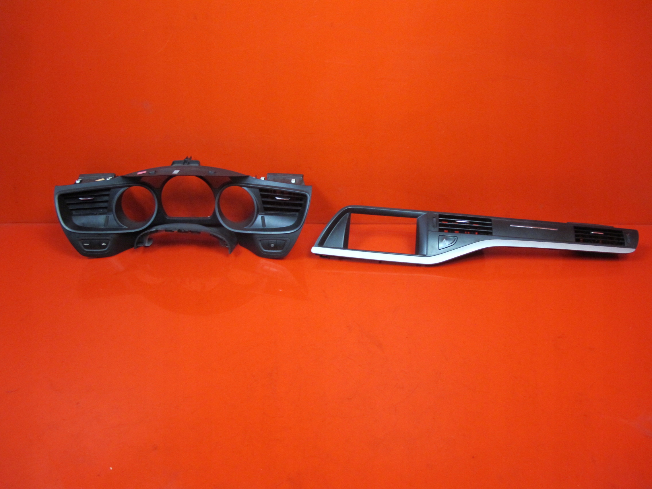 CITROEN C5 III X7 instrument panel frame navigation devices moulding