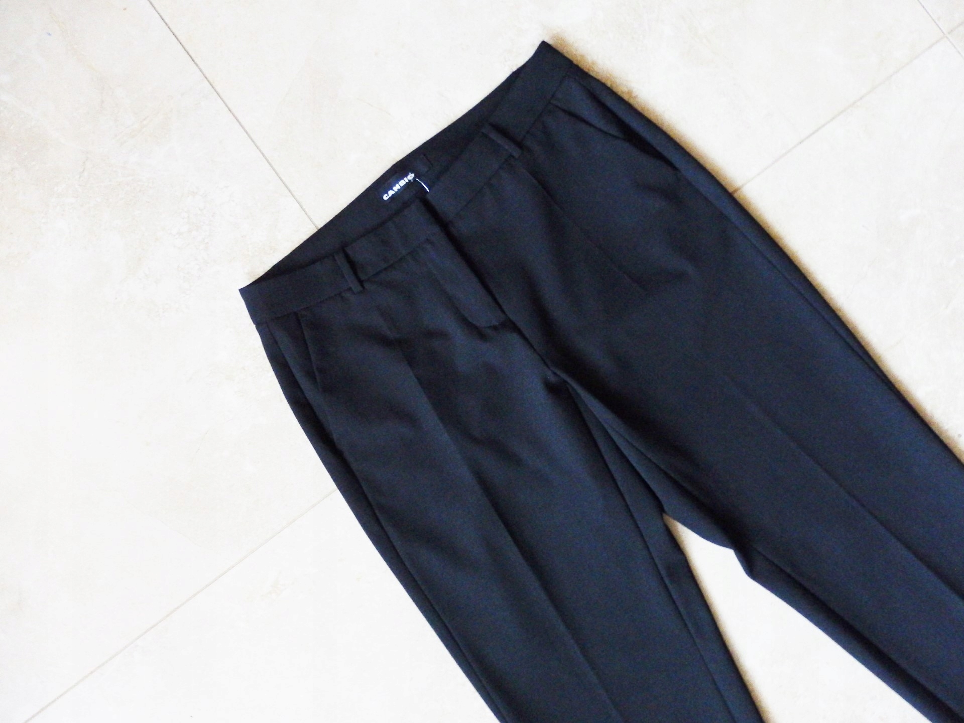 CAMBIO ELEGANCKIE SZARE W KANT 27% WEŁNA R. 36 Model SALOME