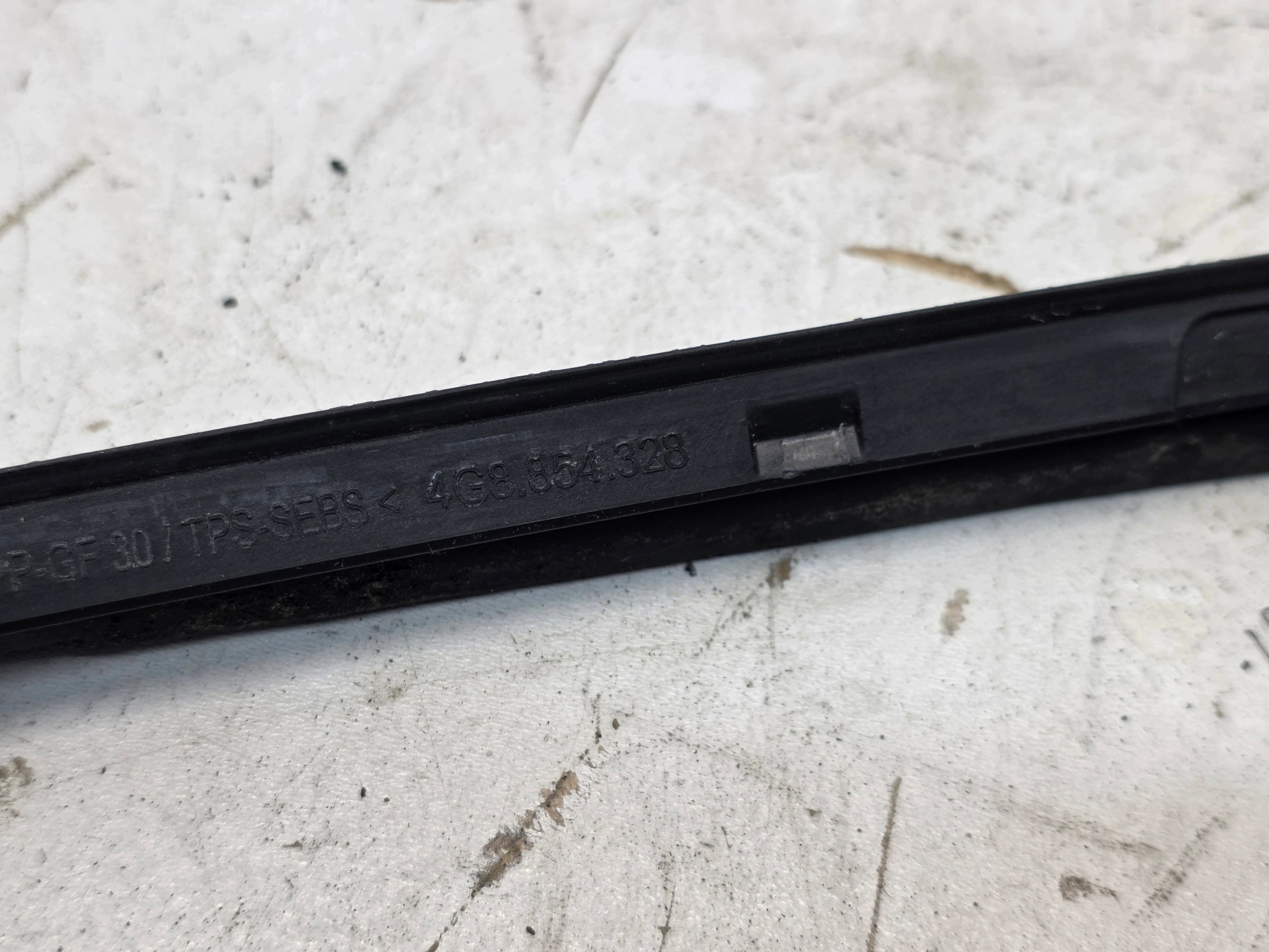moulding dust windows CZOLOWEJ right AUDI A7 4G 4G8854328