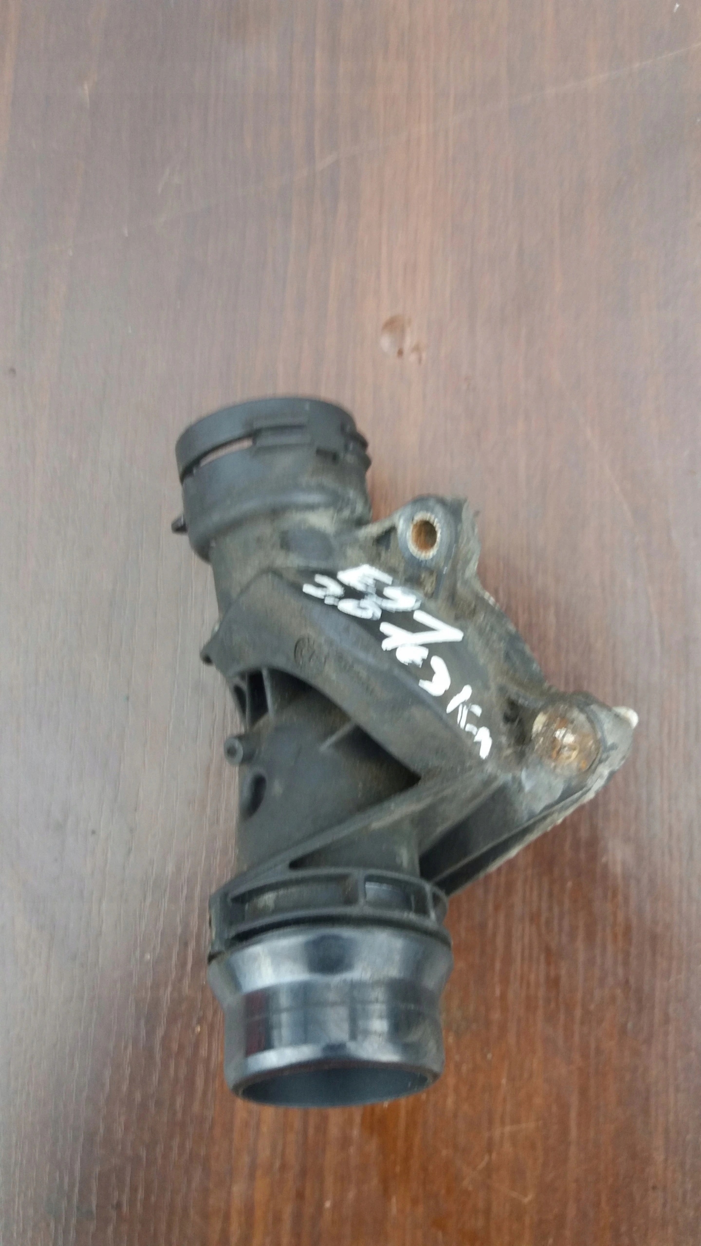 csomag TERMOSTATU BMW E 91 2.0 DIESEL 163 KM
