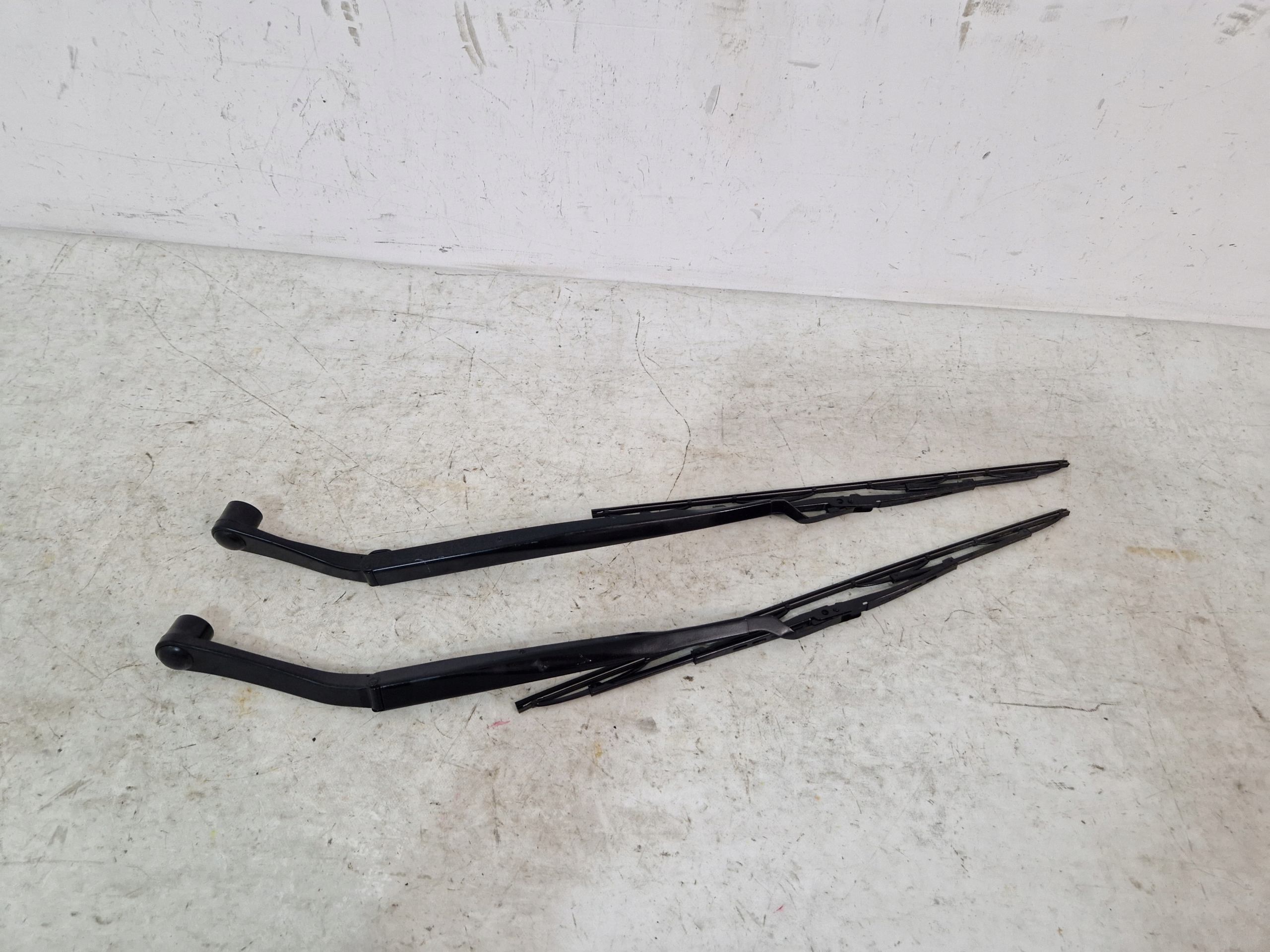 DODGE CHARGER 2015 wiper arm right left 2194 2195