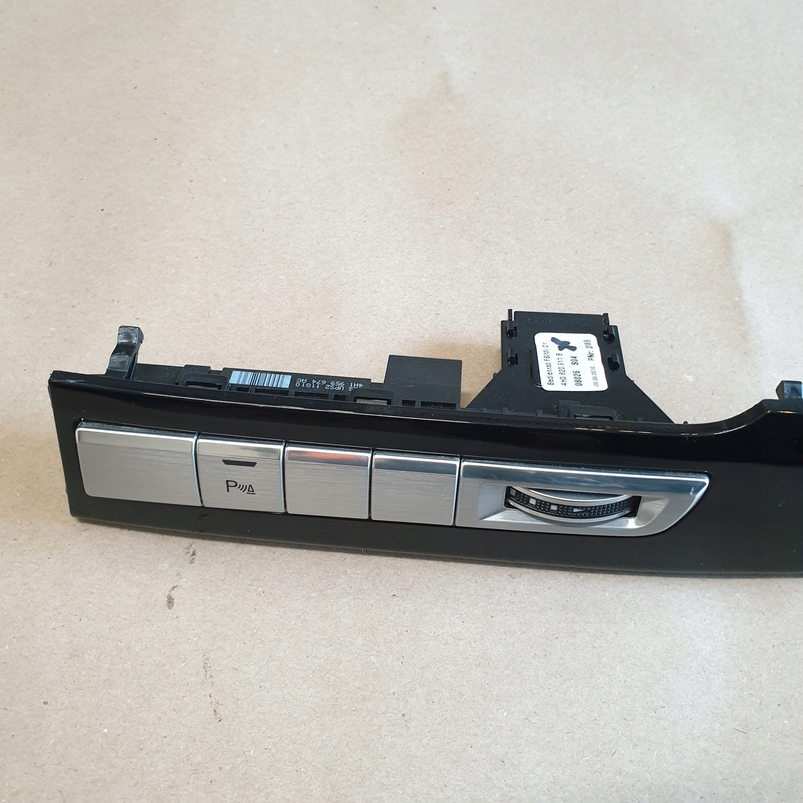 lista DESKI táblák DEKOR PANEL AUDI A8 D4 4H OE EU