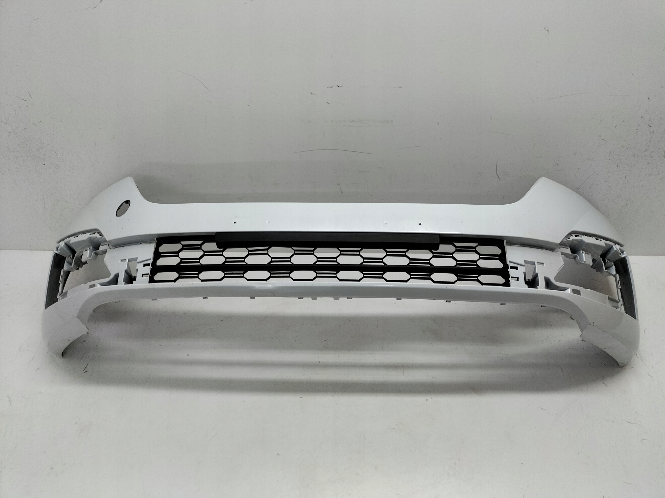 nárazník přední předek SKODA OCTAVIA 4 IV 19