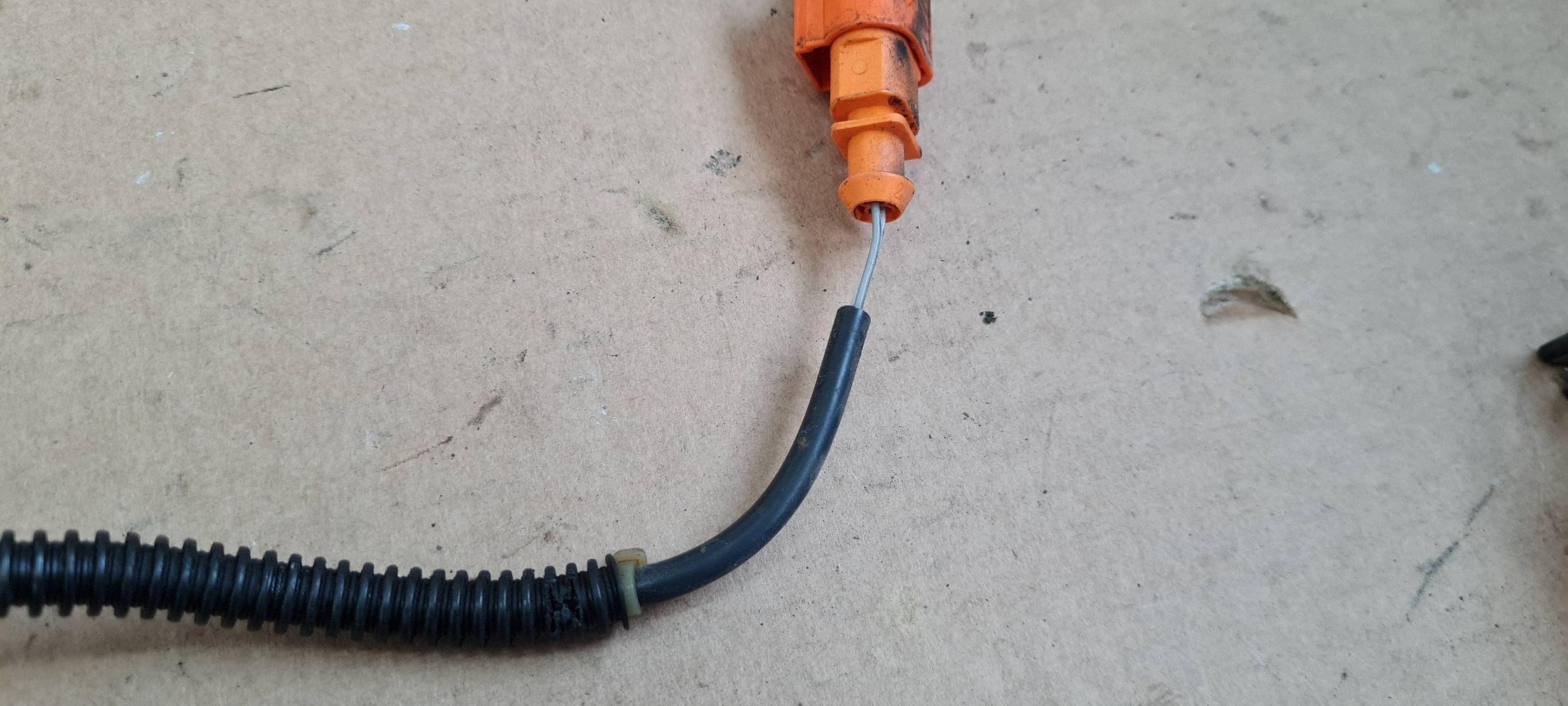 A7 4G Sensor TEMPERATURY Gase 3.0 TDI 8K0906088A A6 C7 4G