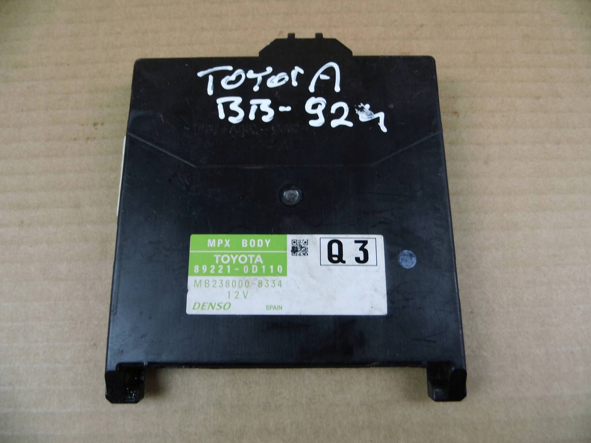 Toyota Yaris III module computer control unit komfortu MPX BODY 89221-0D110