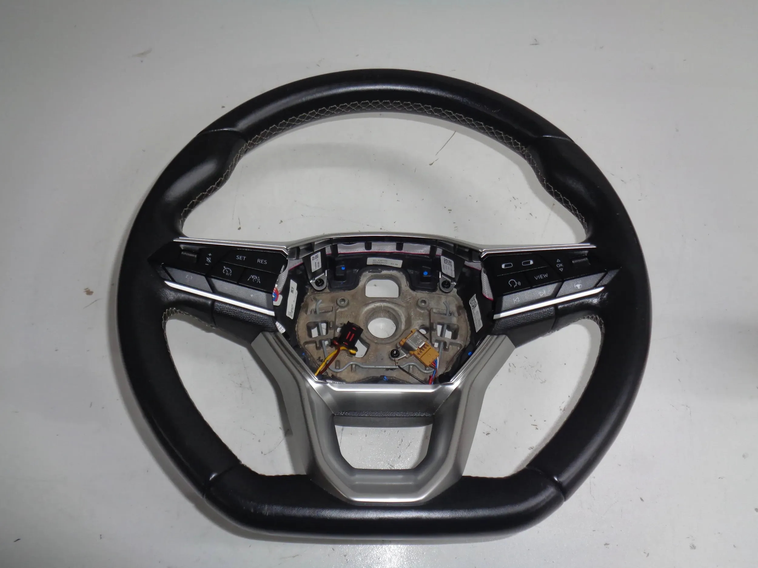 SEAT LEON IV LENKRAD LEDER 5FA419091FL GRZANA