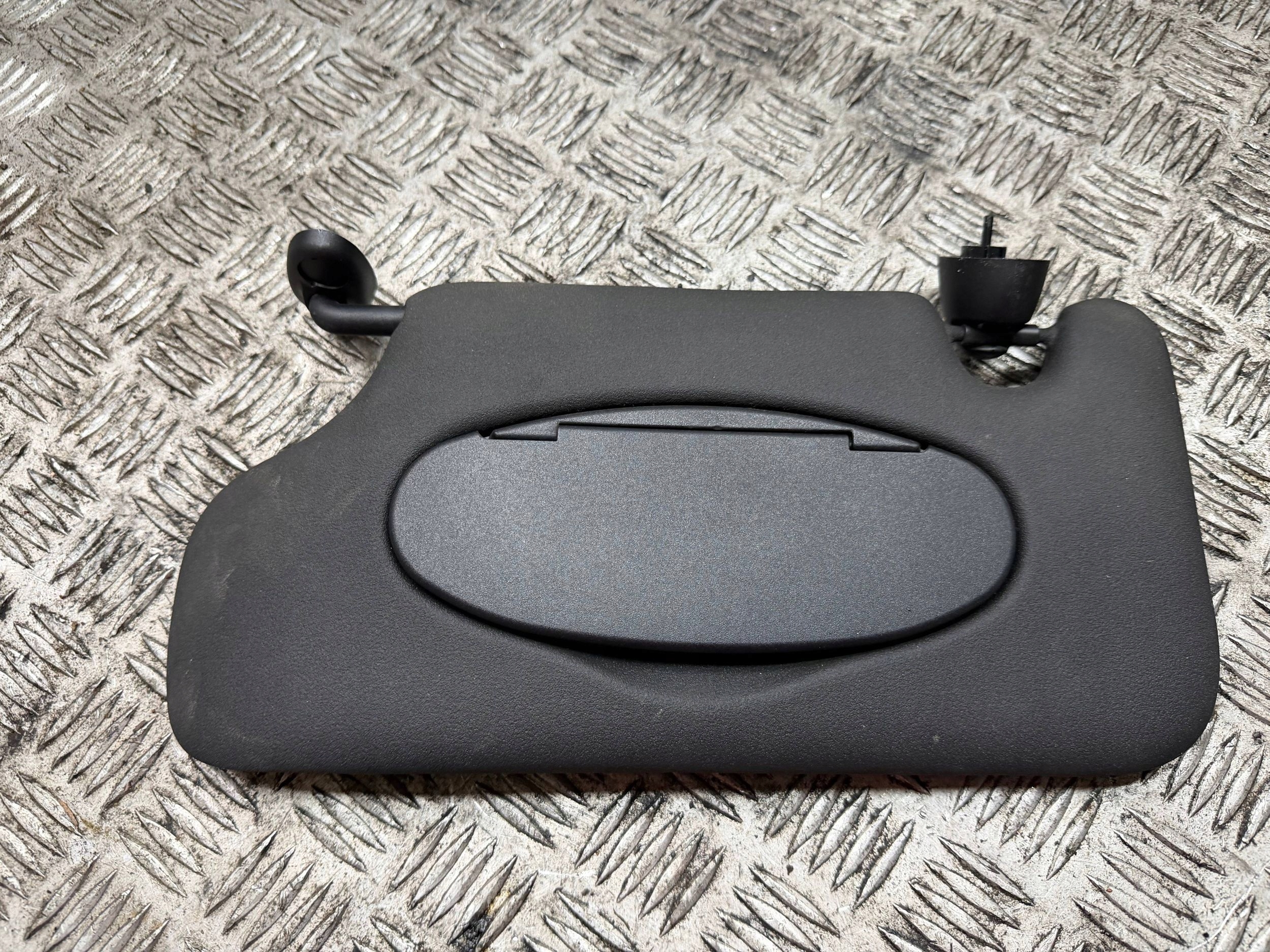 SŁONECZNIK OSŁONA PRZECIWSŁONECZNA LEWA CZARNA MINI COUNTRYMAN R60