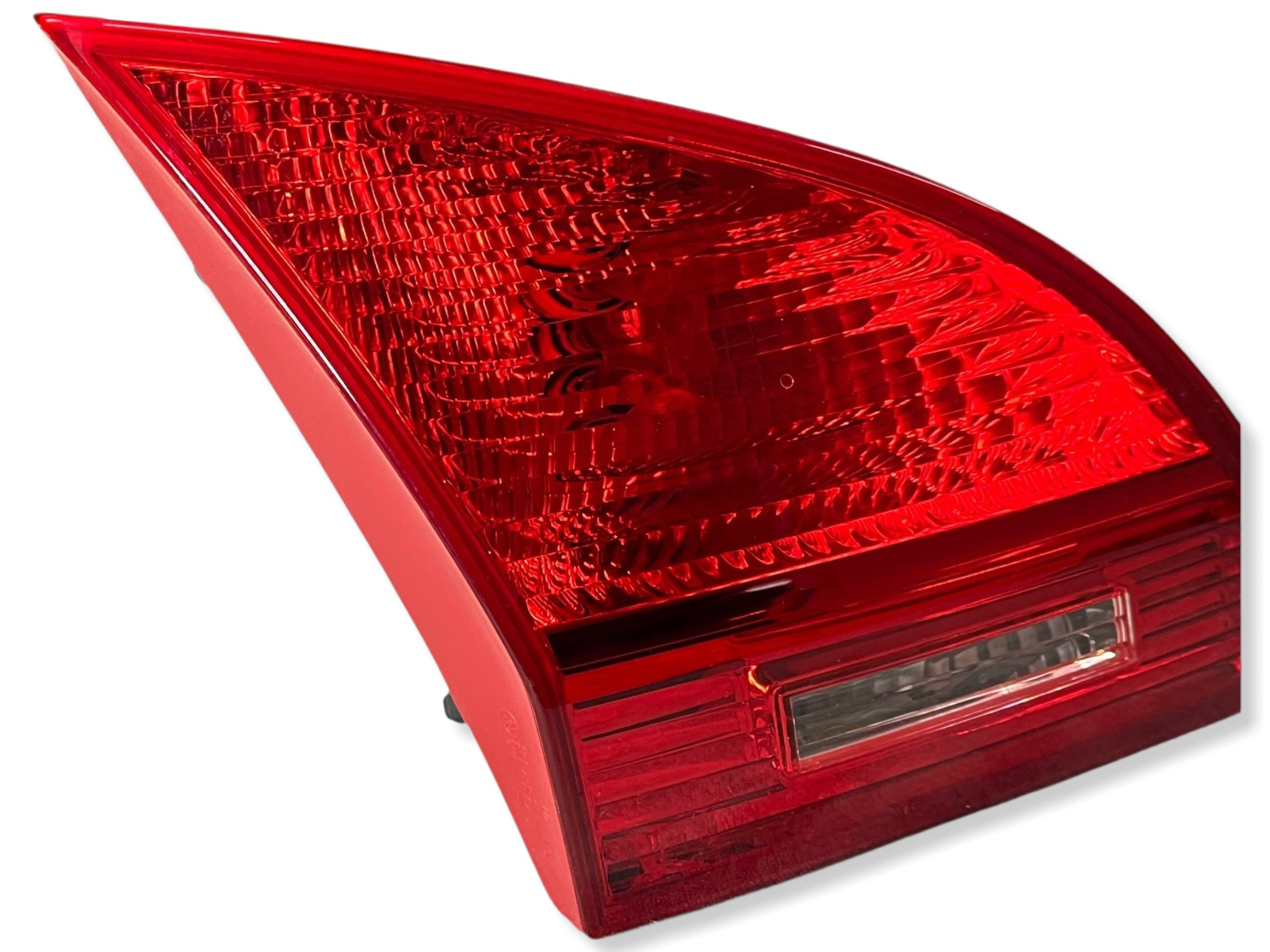 light left rear part rear left to the bonnet KIA VENGA YN 10-19 92405-1P000