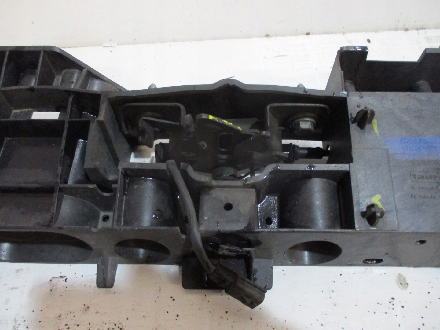 support panel for radiators zamkowy RENAULT CAPTUR and 1 625003860R