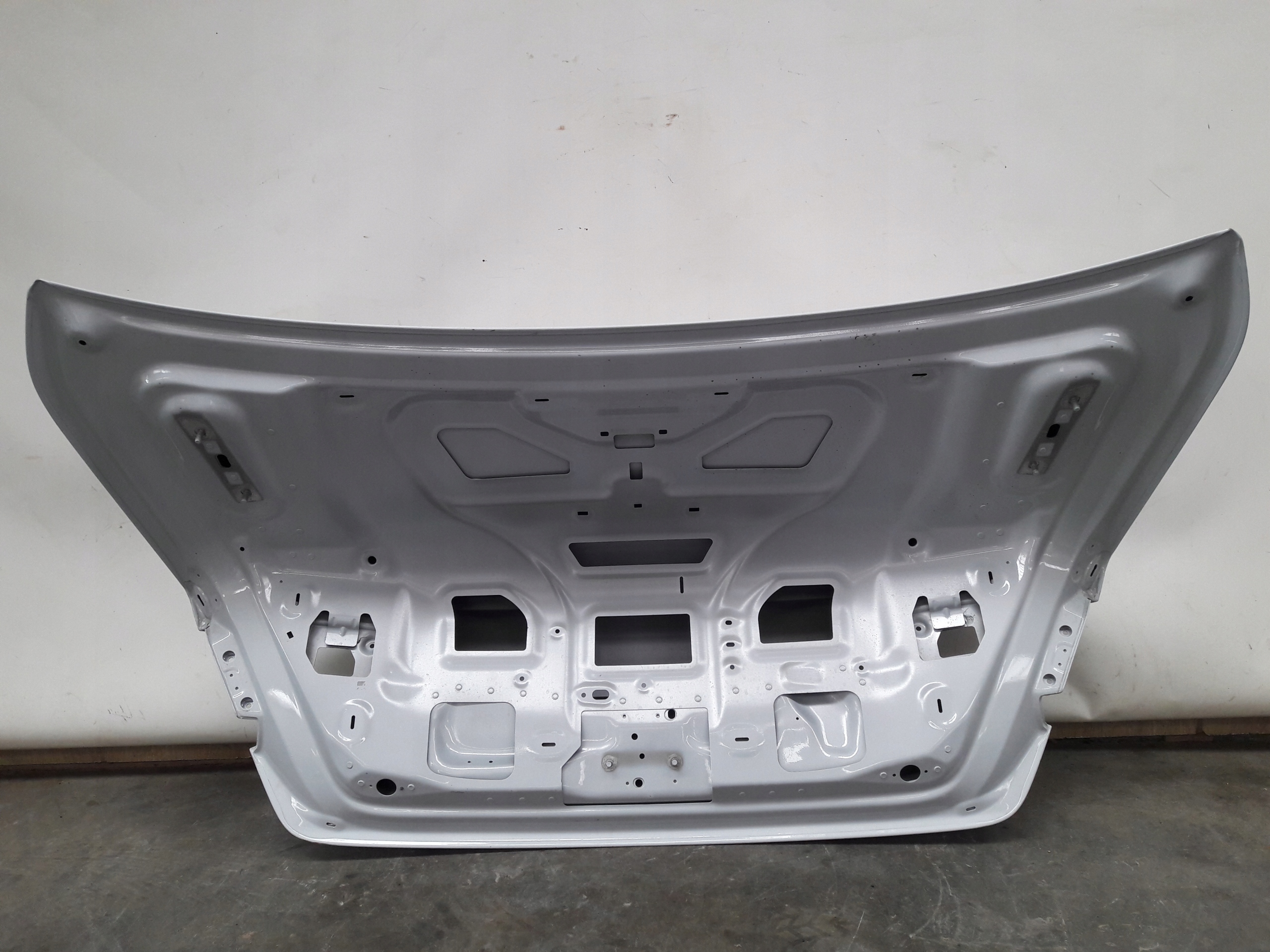 kufrové dvere kufra Audi A8 D4 2010-2016