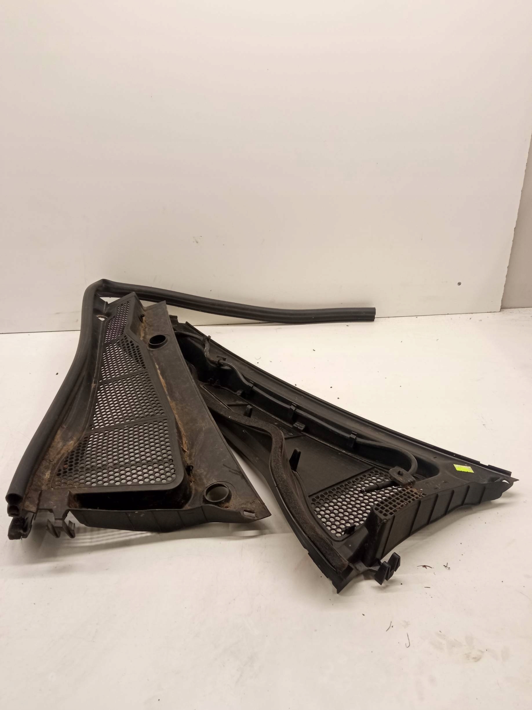 torpedo left right KOMPLET 9805358680 Citroen C4 Cactus and (2014- )