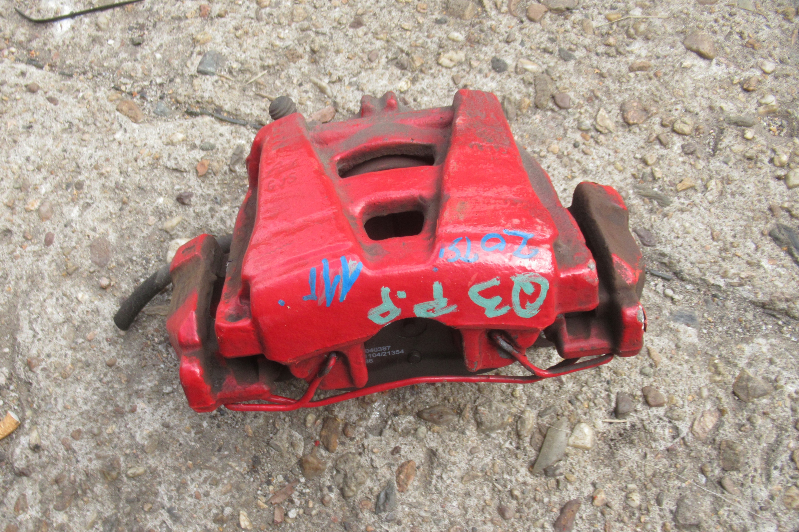 AUDI Q3 2.0 TSI caliper brake right front