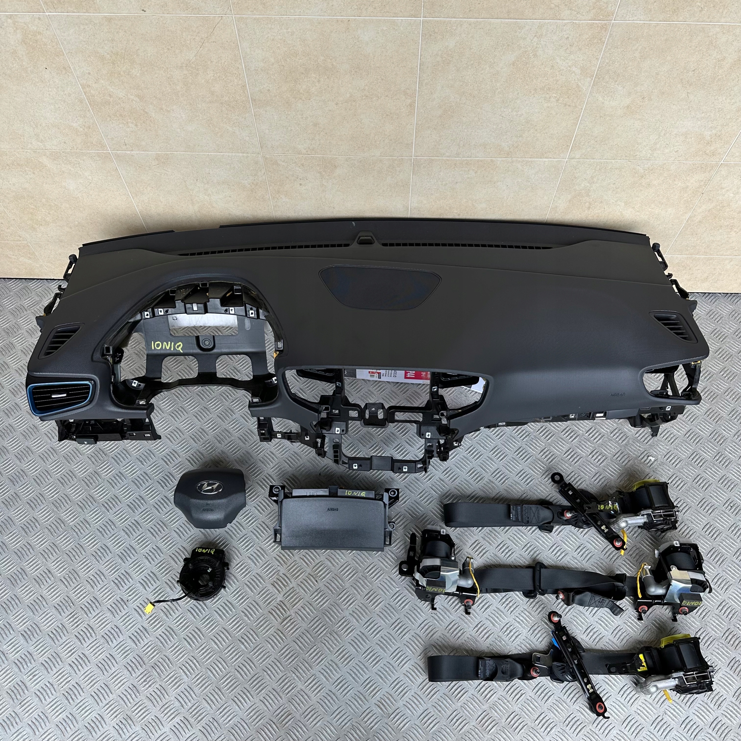 dashboard console complete airbag HYUNDAI IONIQ 2019R