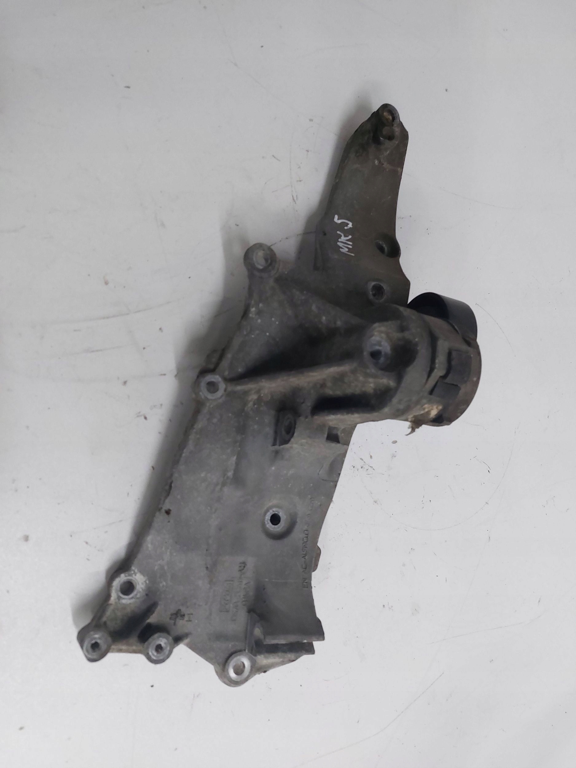 FORD MONDEO MK5 2.0 TDCI supporto alternatore DS7Q8D611AH