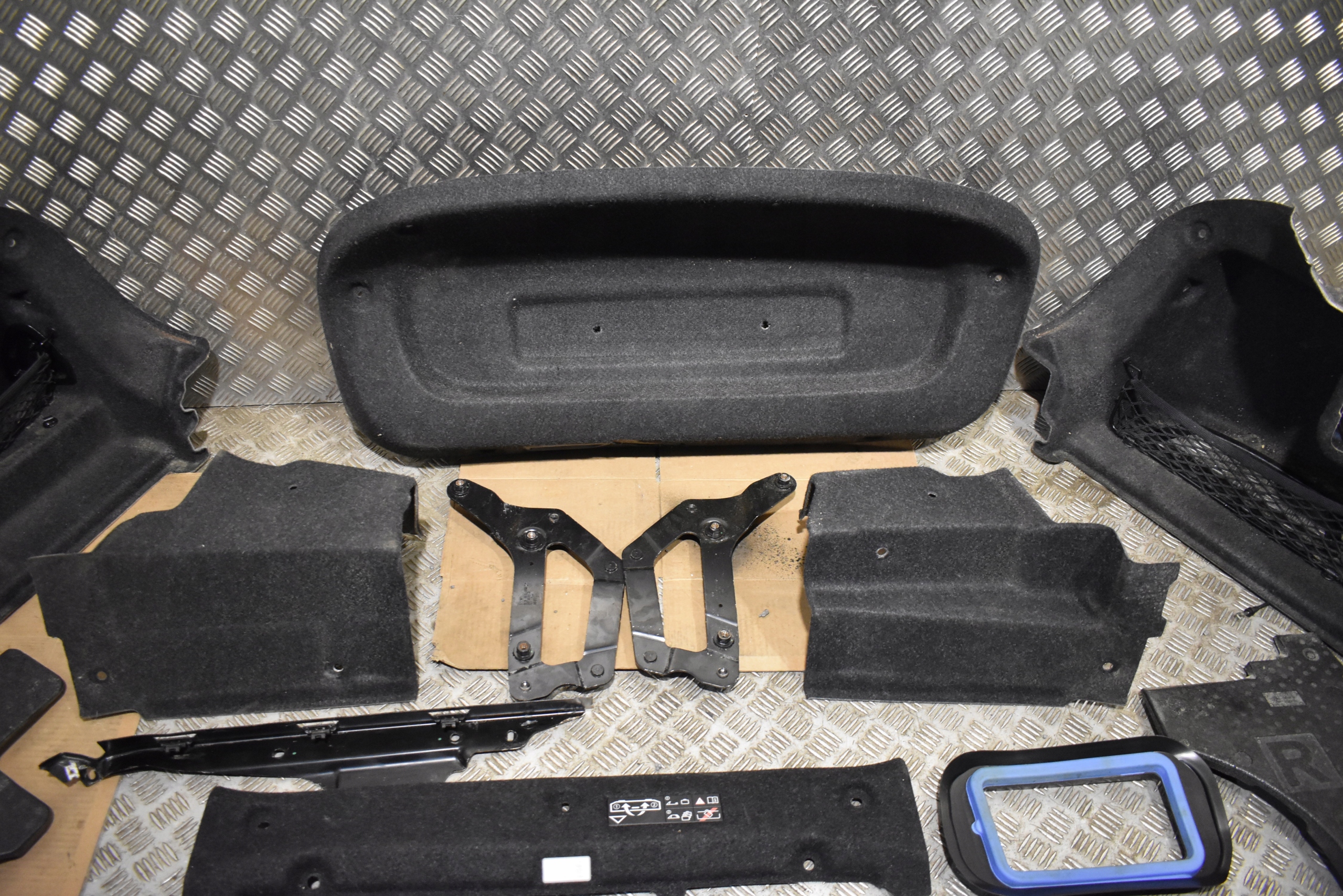 IDEALNE inner upholstery KPL. boot BMW G23 CABRIO 1
