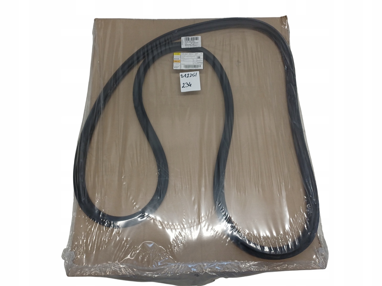 SKODA SUPERB 3 III 15- KOMBI USZCZELKA DRZWI PRAWY TYŁ 3V9867368C / NOWA