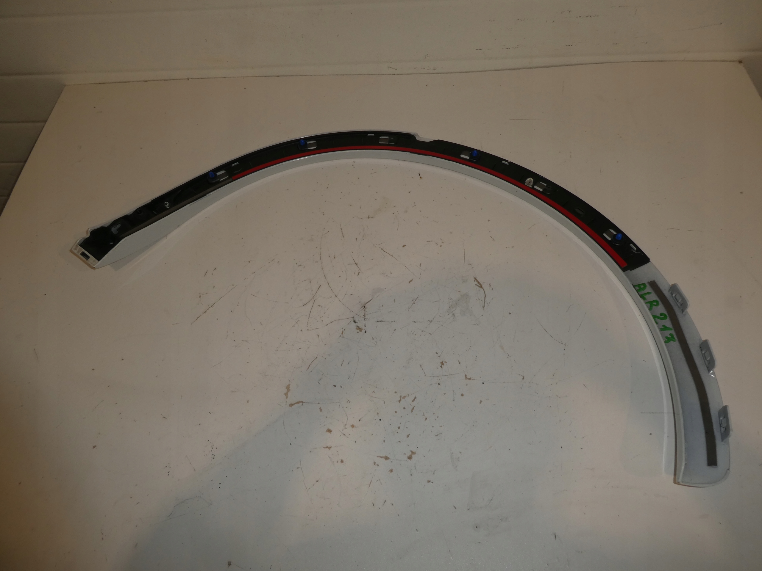COUVERTURE AILE DROIT AUDI Q3 8U0853818