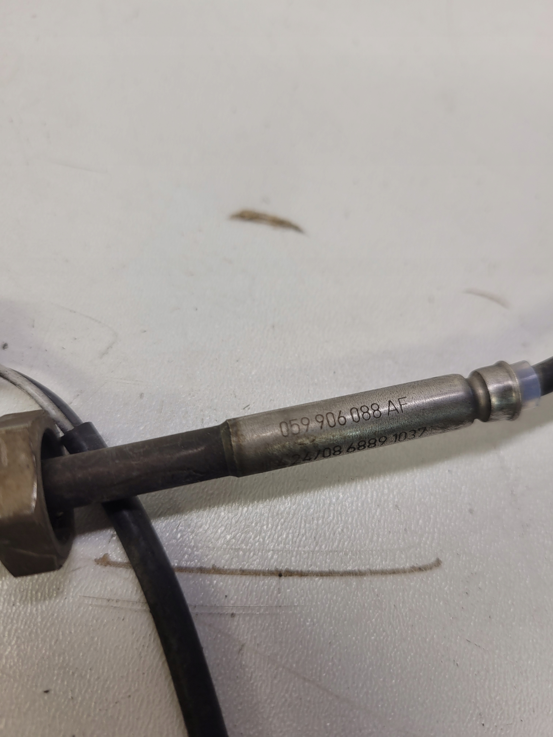 SENSOR TEMPERATURY GASE AUDI VW 059906088AF
