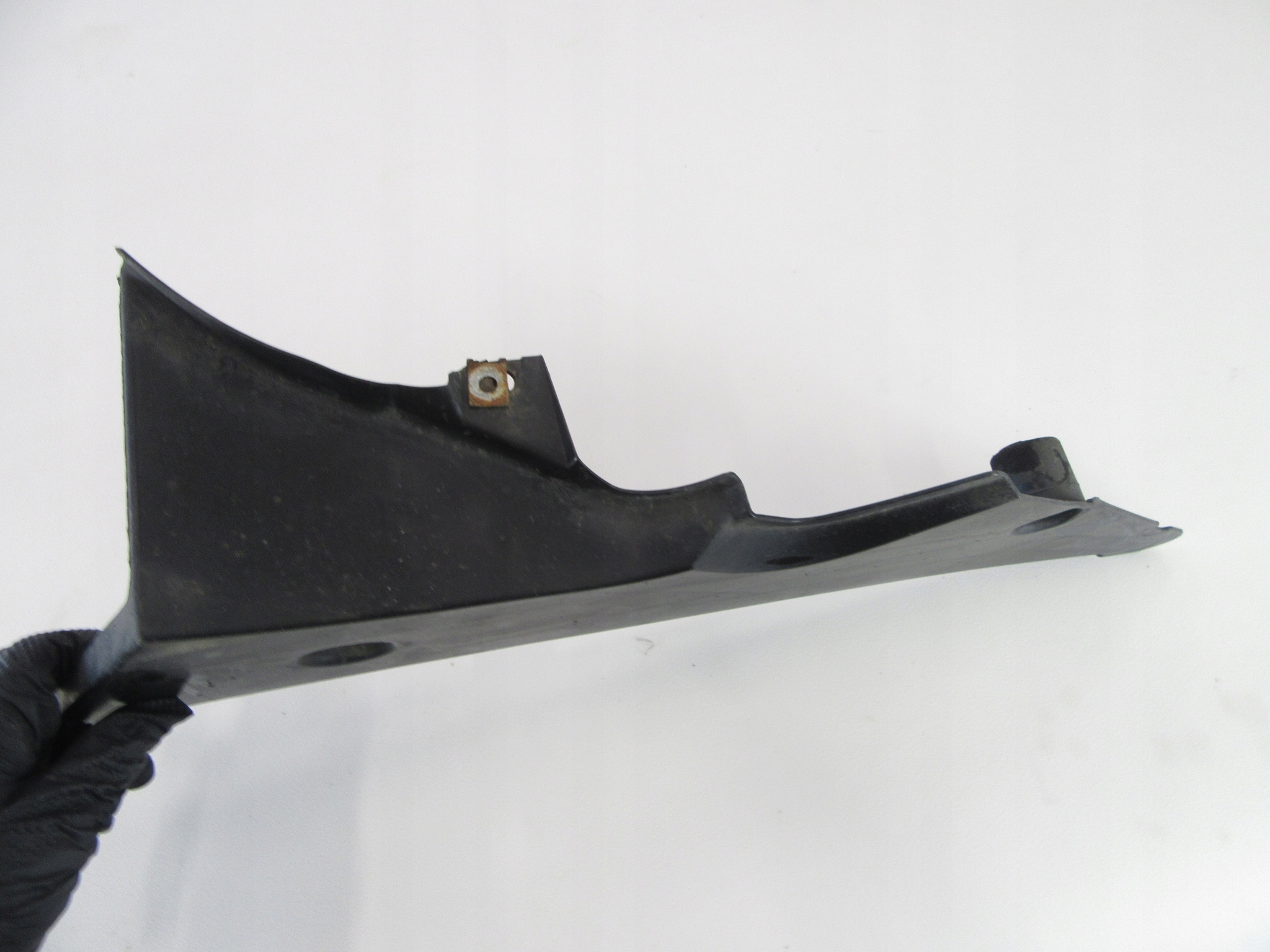 cover tanks chassis right BMW e60 e61 e63