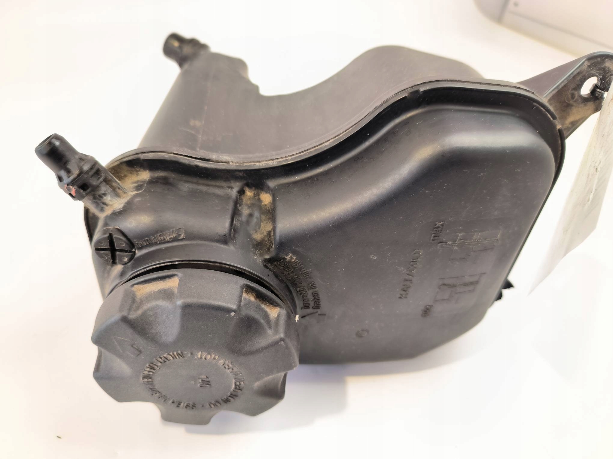 serbatoio LIQUIDO 17137567462-01 BMW SERIA 1 E87 116i