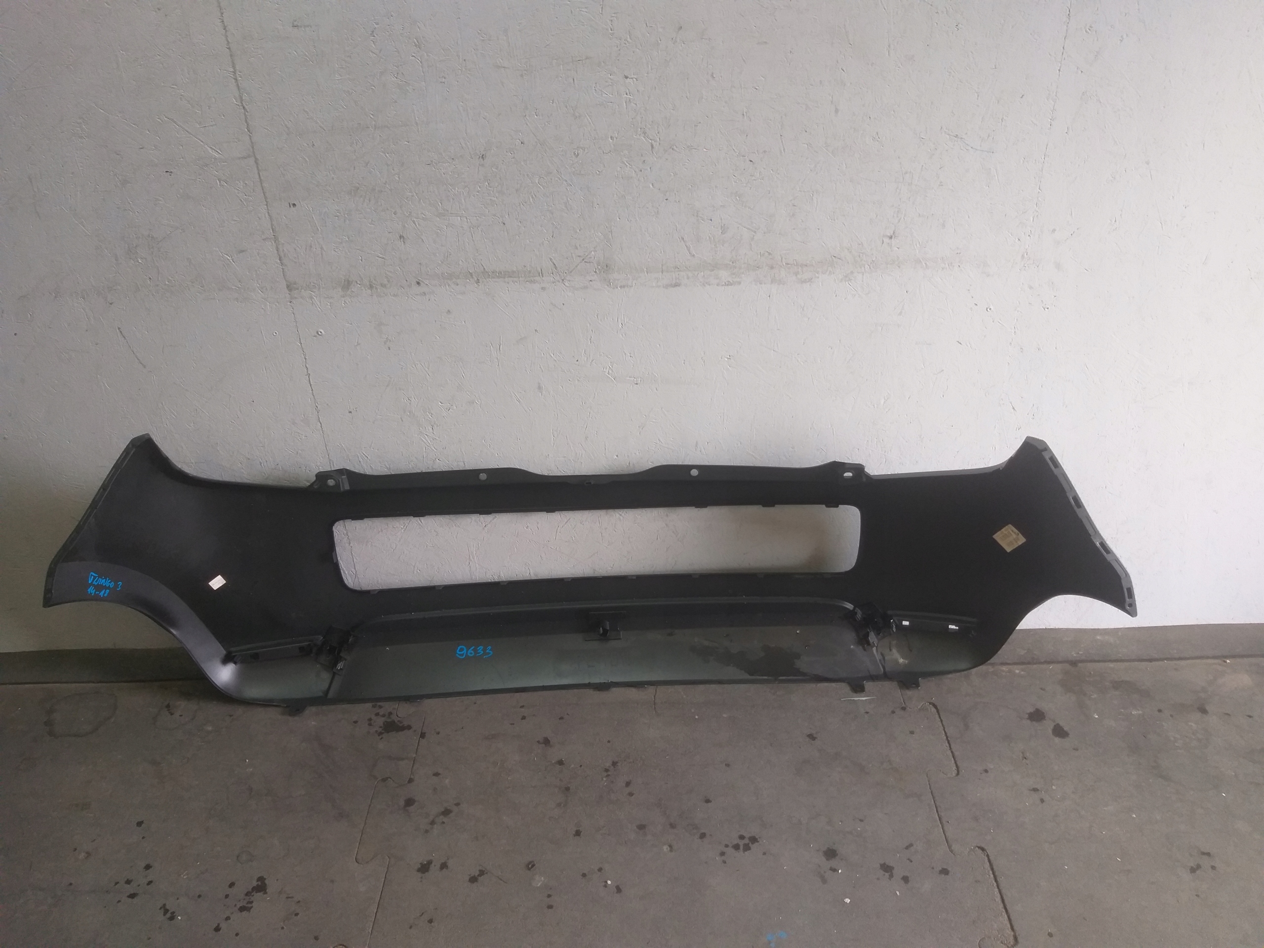 STOSSSTANGE HECK RENAULT TWINGO III 3 14-18 NEU ORIGINAL