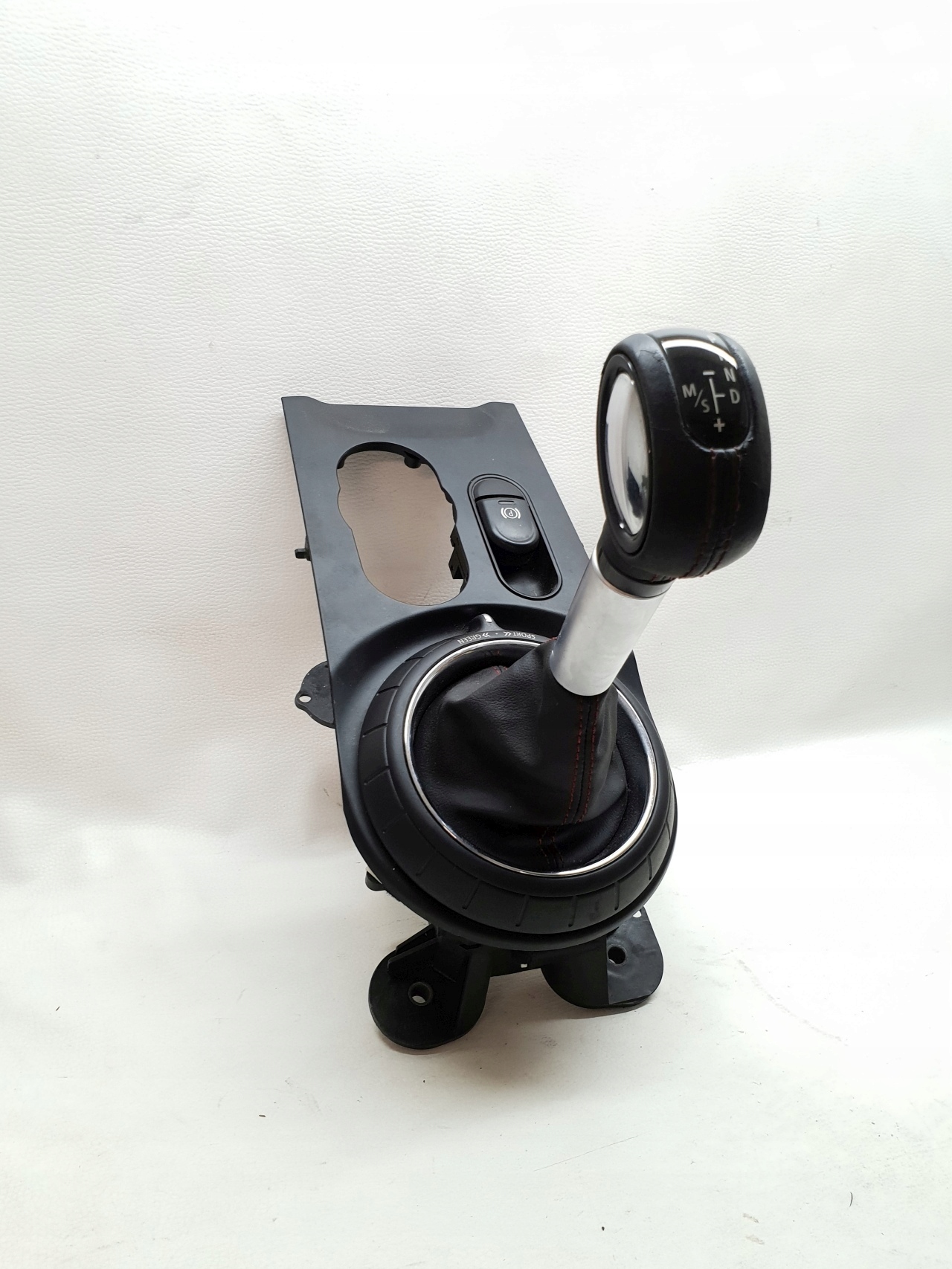 930611610 - Мини F54 CLUBMAN II ручка переключения передач Автомат