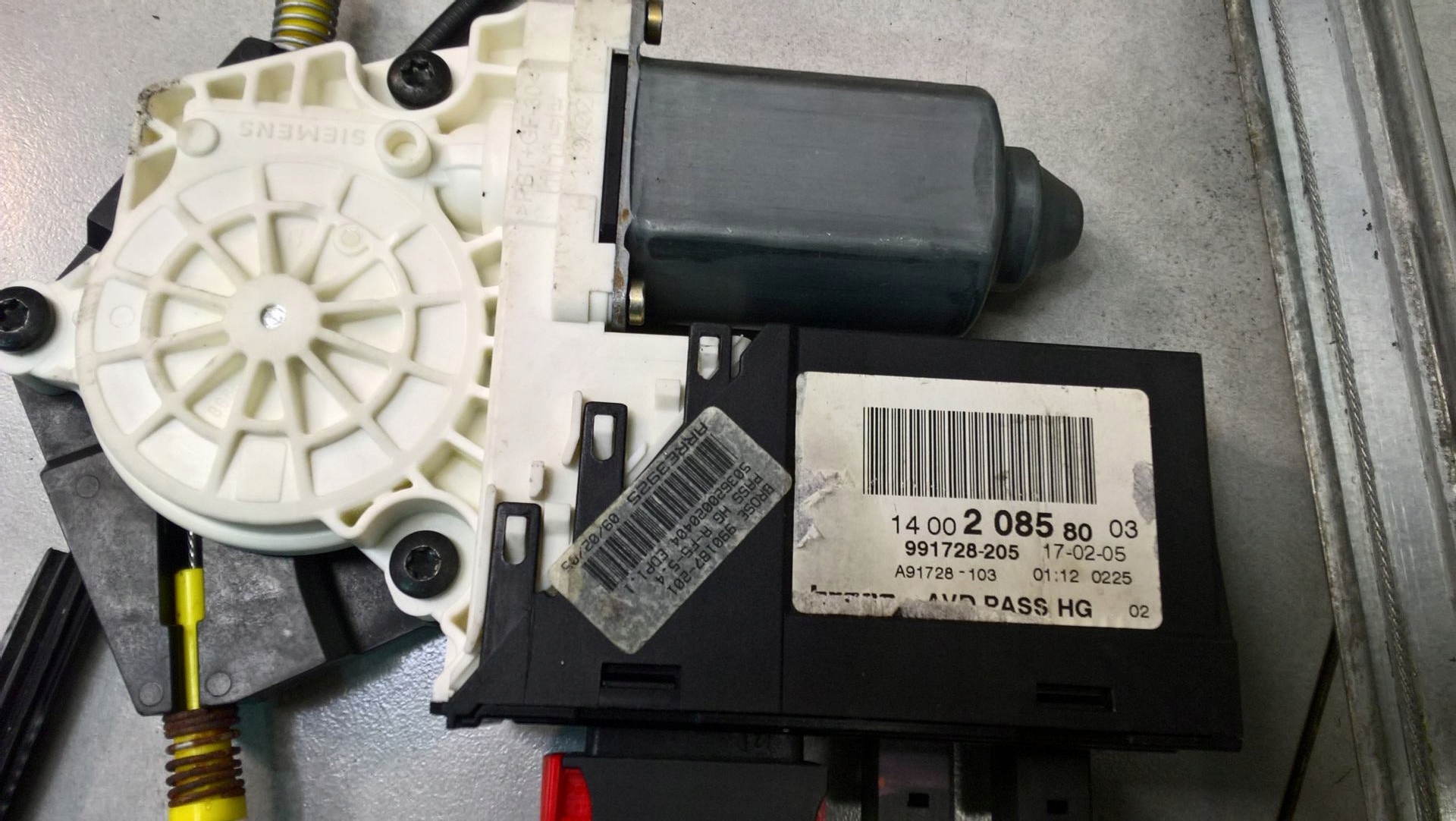 window regulator right front CITROEN C8 1400208580