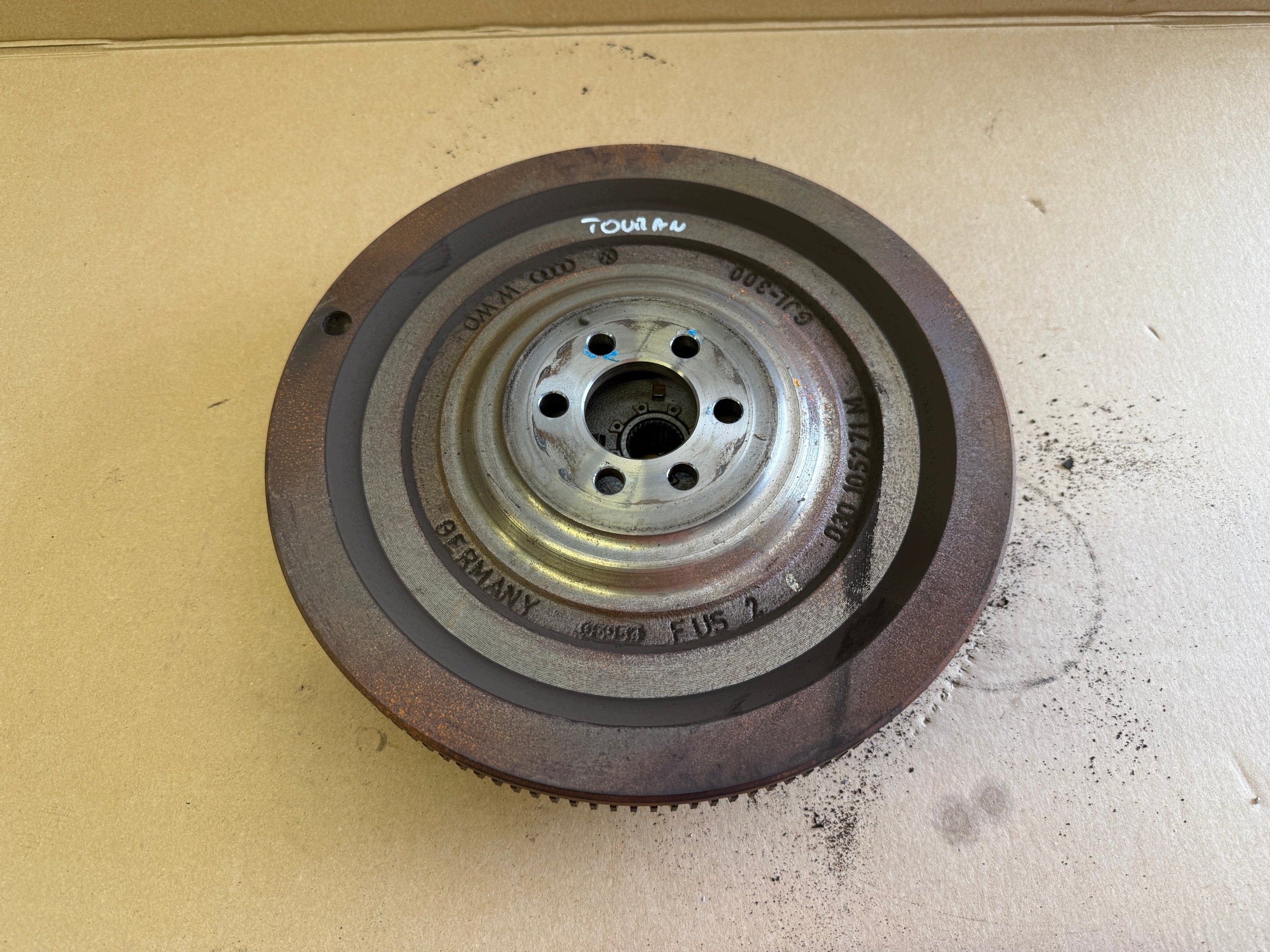 VW TOURAN CADDY GOLF V 1.6 FSI Embrayage de pression Disque Complets 030105271M