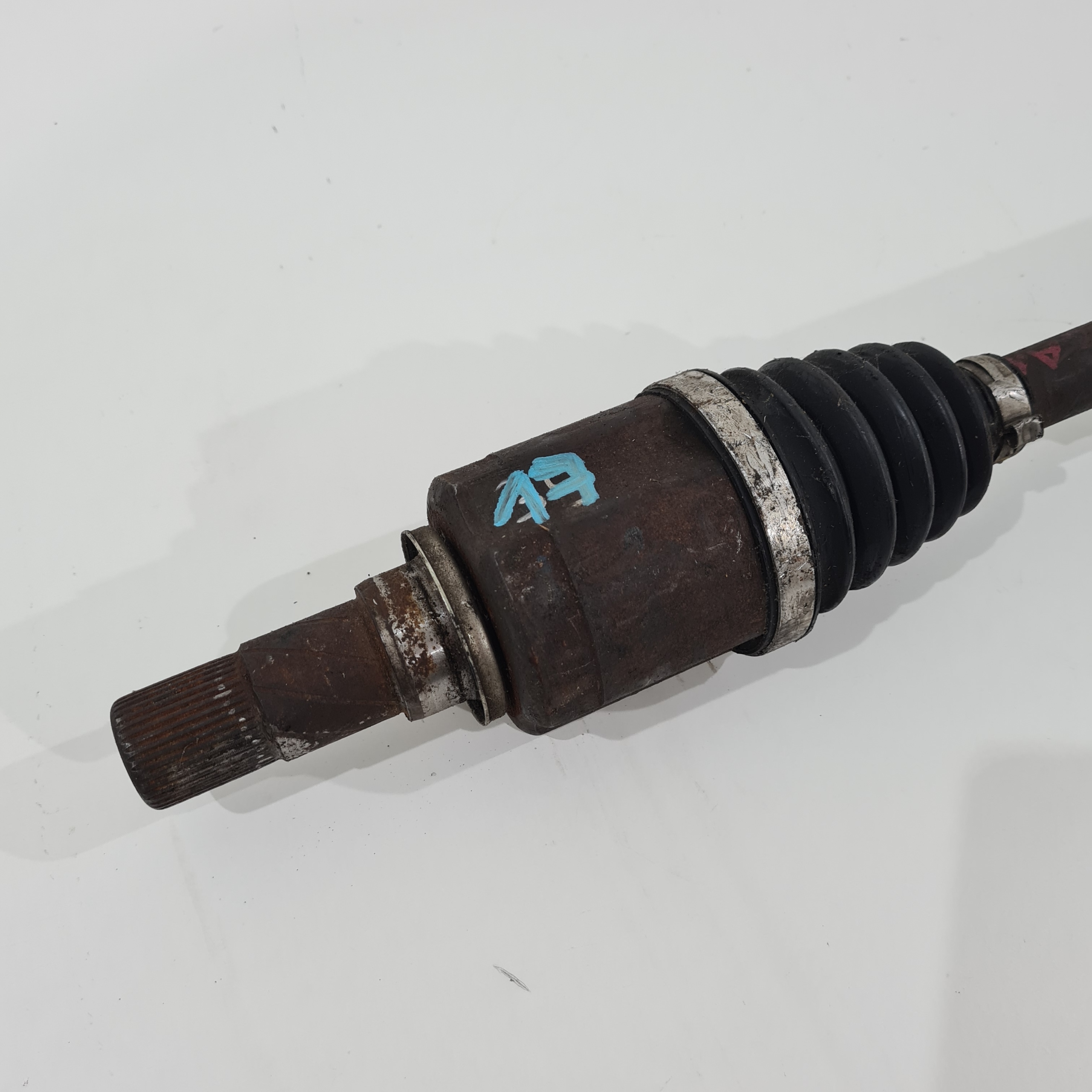 semi-axis left RENAULT MEGANE III SCENIC III 1.9 DCI 8200725510