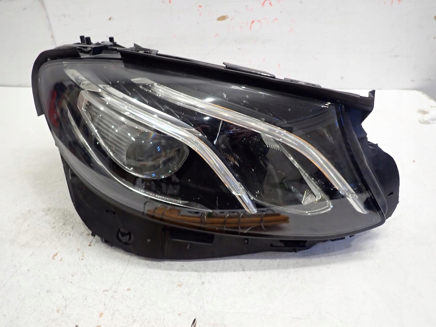 light front right MERCEDES E-KLASA W213 FULL LED A2139064004