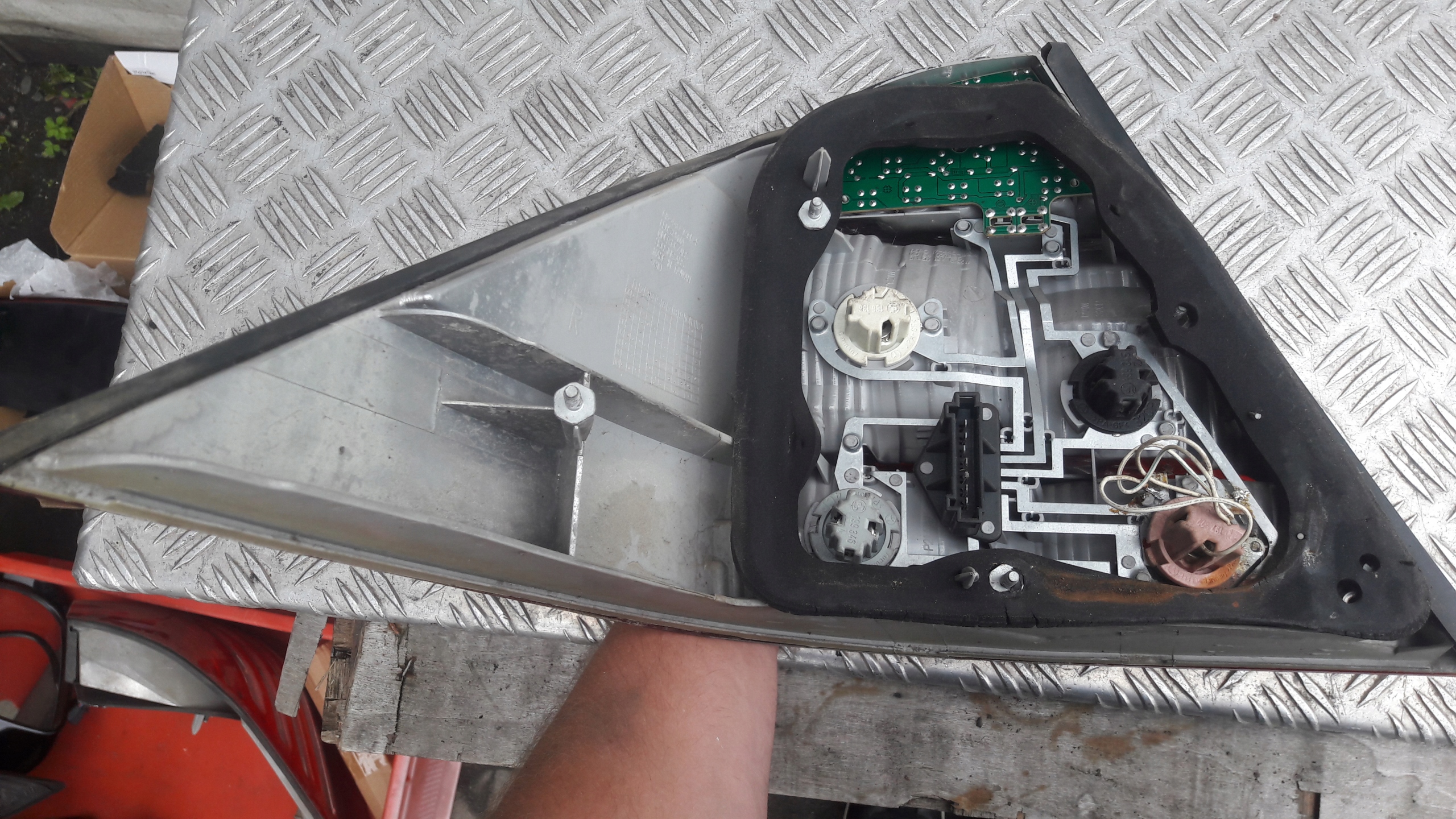 MERCEDES W220 light right rear part Lift