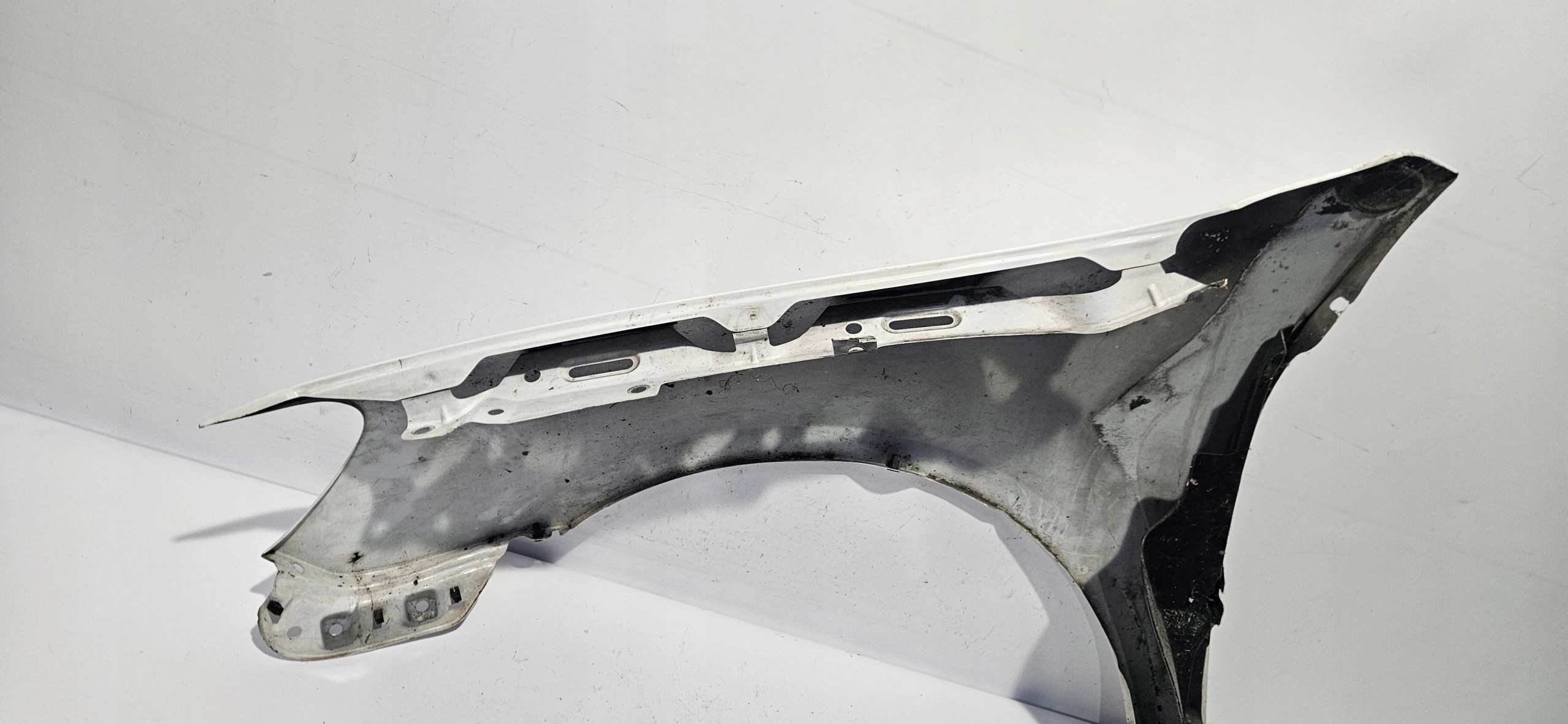 BŁOTNIK PRAWY PRZÓD VW GOLF VI KOMBI ORYGINAŁ Kolor do lakierowania