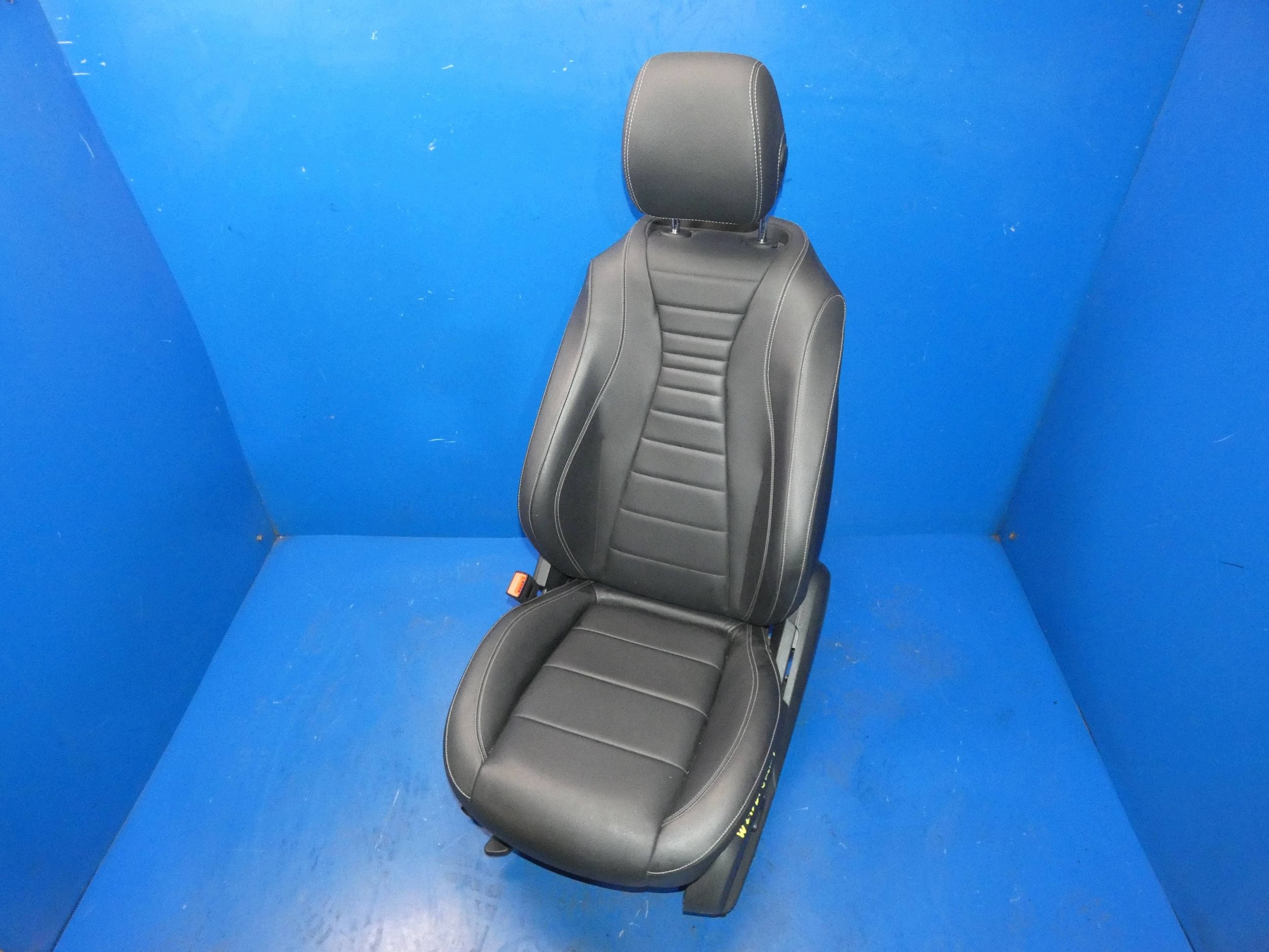 MERCEDES E KLASA W213 seat driver´s left leather GRZANY