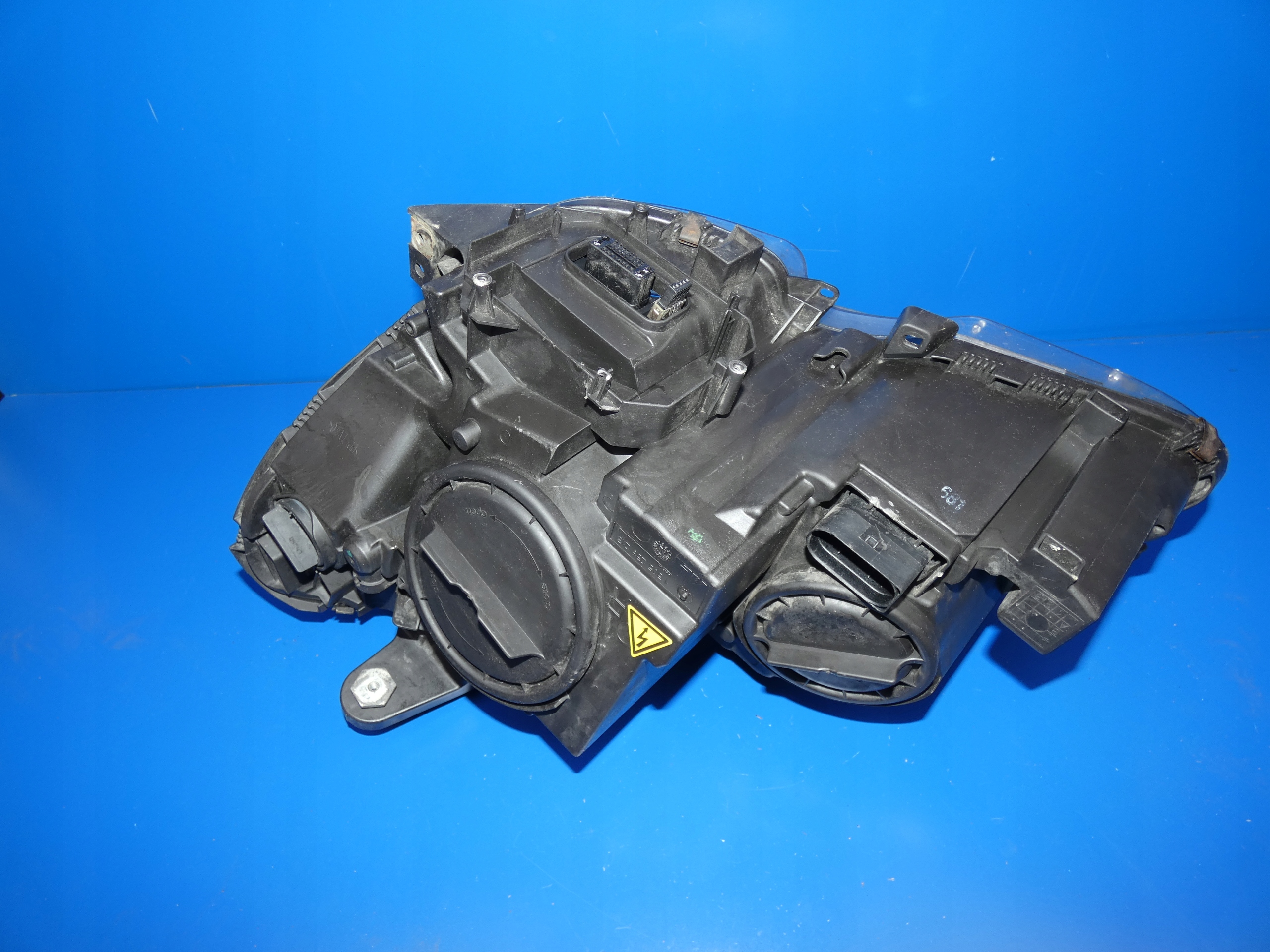 MERCEDES CLC CL203 light right front front XENON