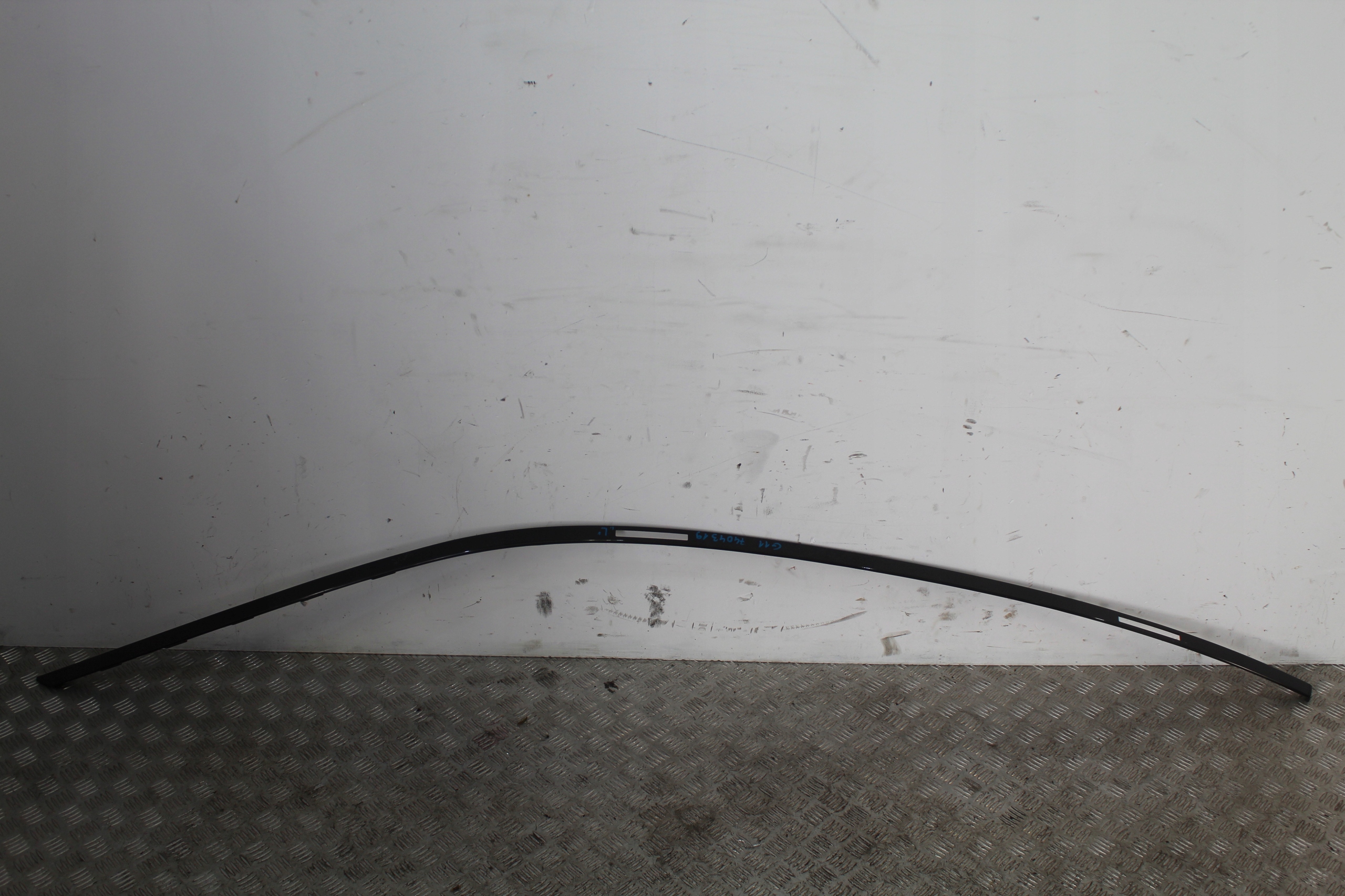 Планка даху л BMW 7 G11 7404319