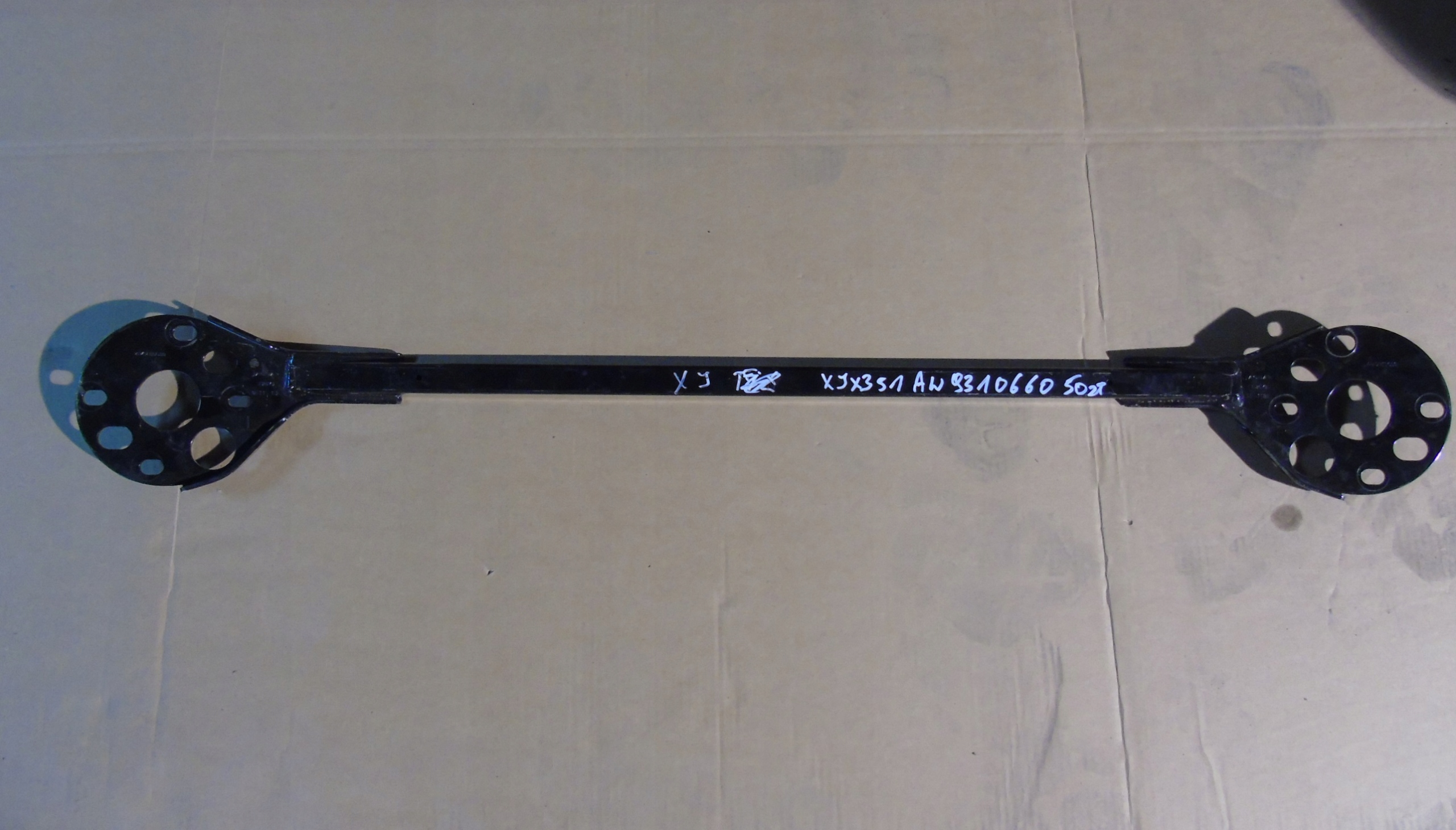 IDEAL WZMOCNIENIE ROZPORKA PRZOD JAGUAR XJ X351 1